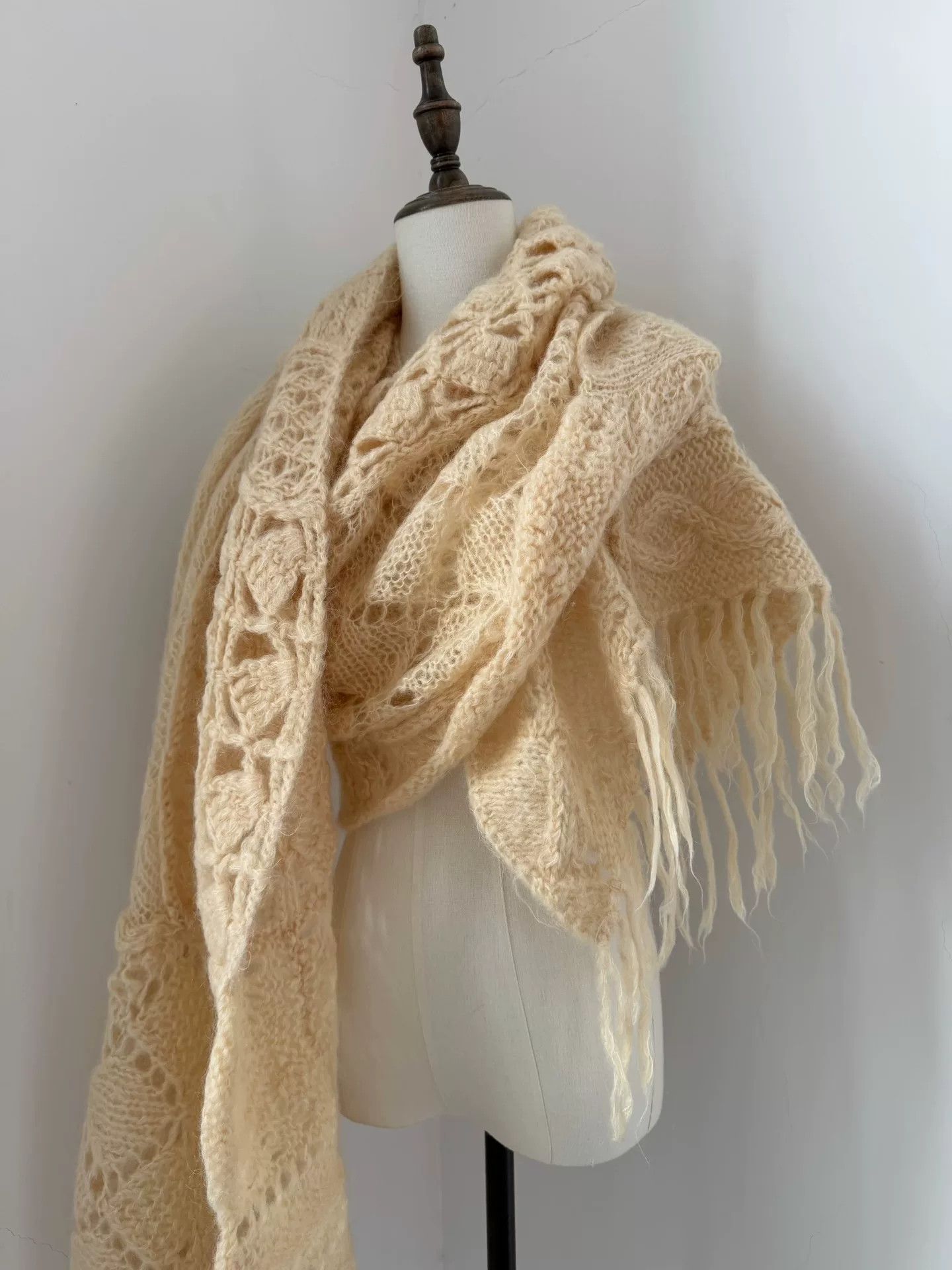 Comme des Garcons Comme des Garçons 2004 Wool Shawl Size ONE SIZE - 2 Thumbnail