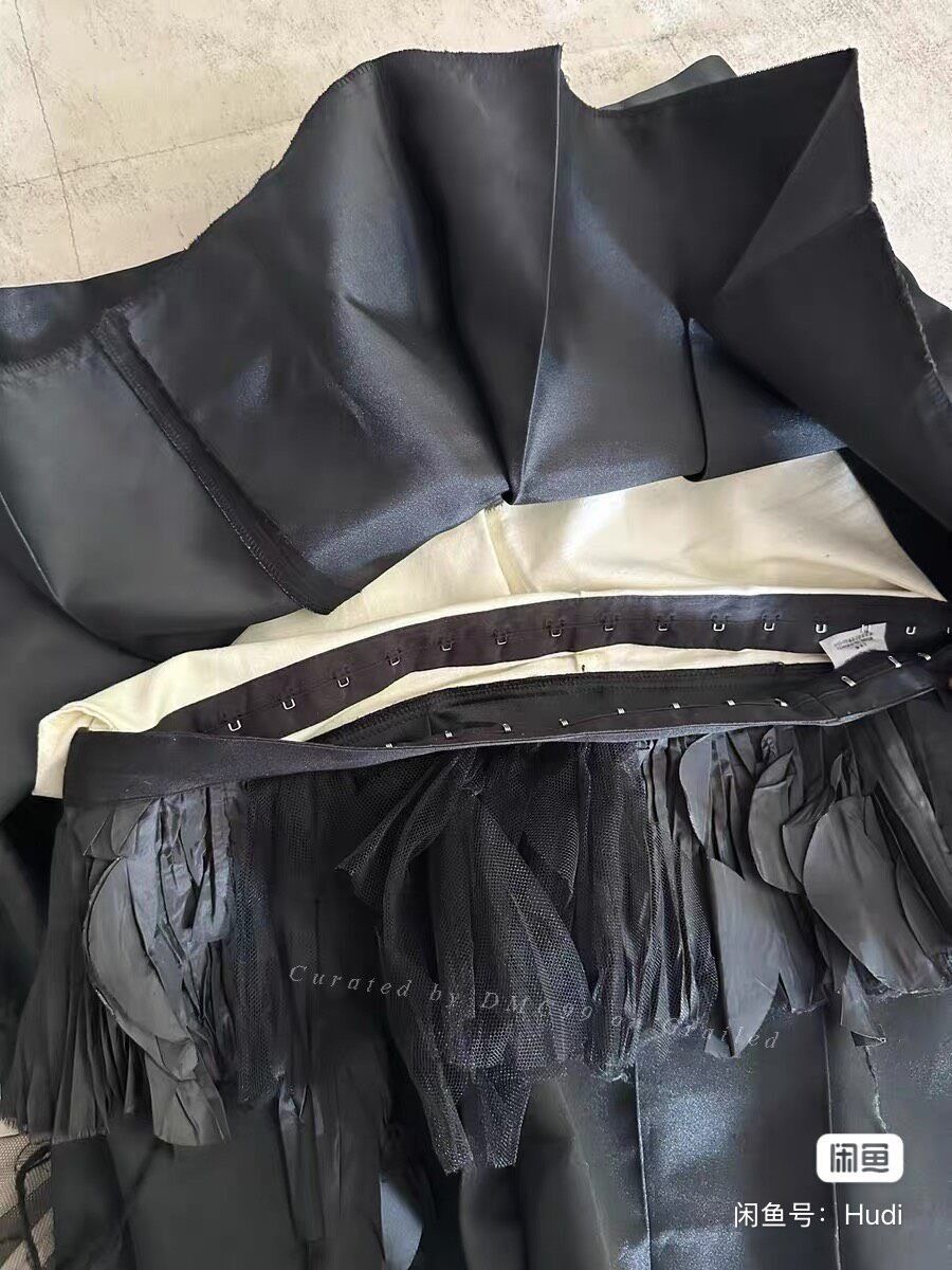 Comme des Garcons Comme des Garçons 2004 Runway Pleated Skirt Size 40" / US 18 - 7 Thumbnail