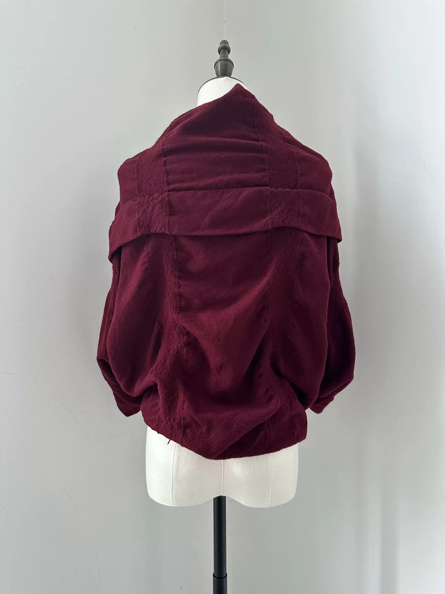 Comme des Garcons Comme des Garçons Tricot Deformed Cape Size M / US 6-8 / IT 42-44 - 2 Thumbnail