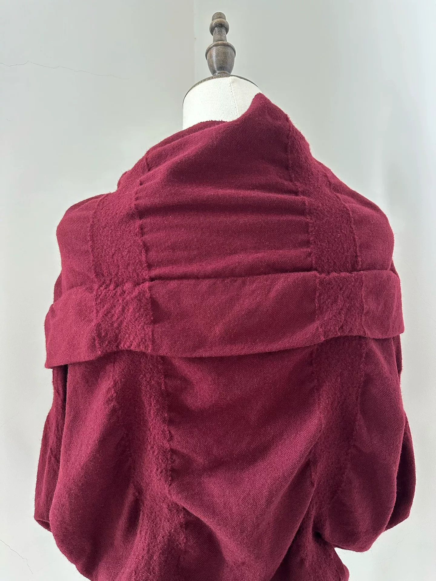 Comme des Garcons Comme des Garçons Tricot Deformed Cape Size M / US 6-8 / IT 42-44 - 4 Thumbnail