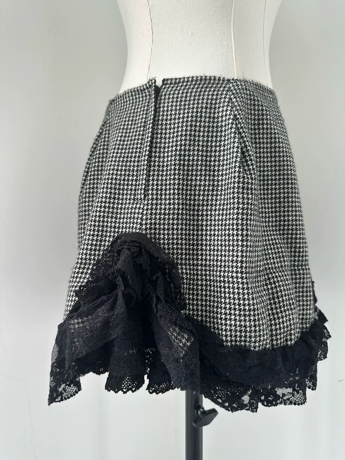 Junya Watanabe Junya Watanabe 2005 Lace Hem Skirt Size 33" - 9 Thumbnail