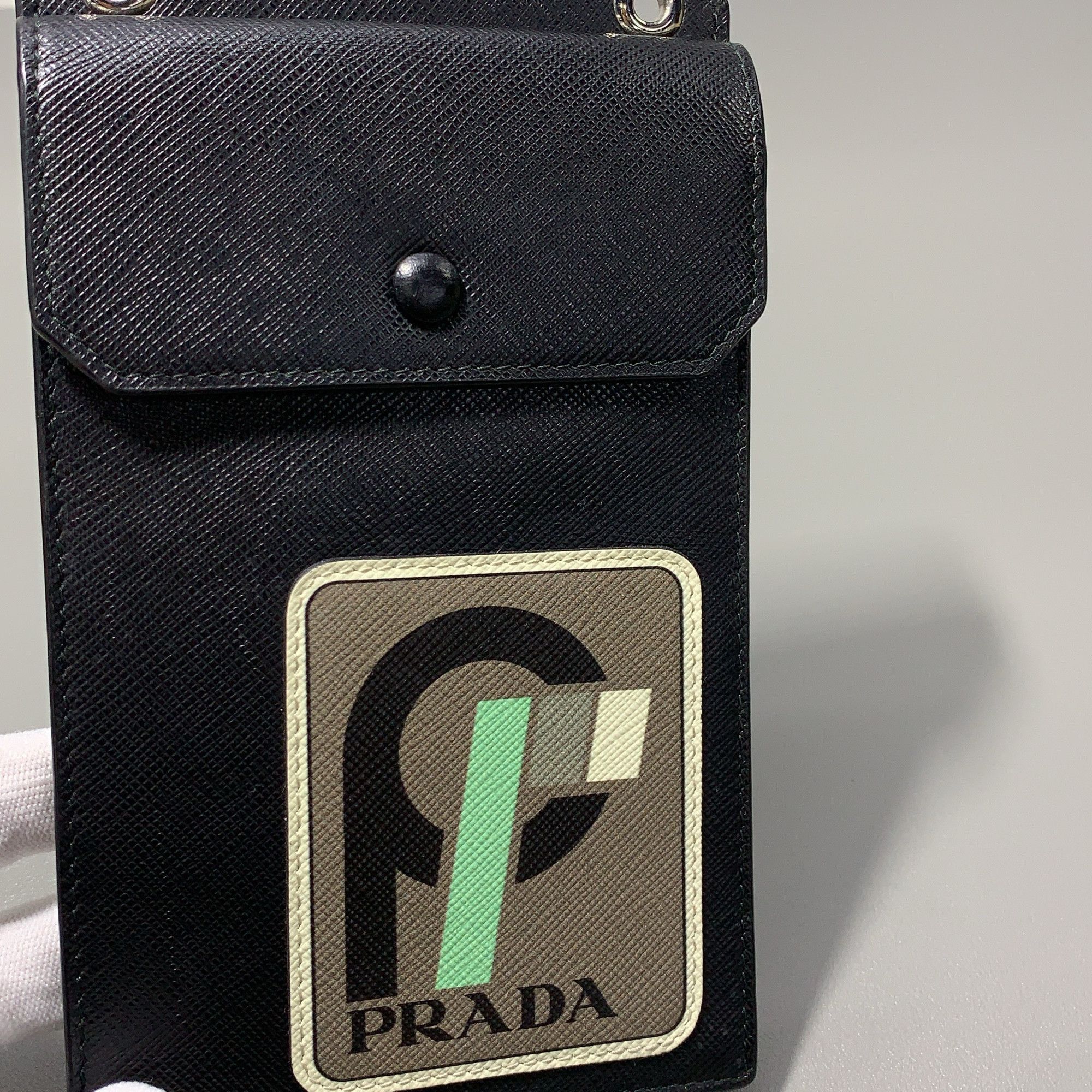Prada Sleek Black Phone Bag Size ONE SIZE - 6 Thumbnail