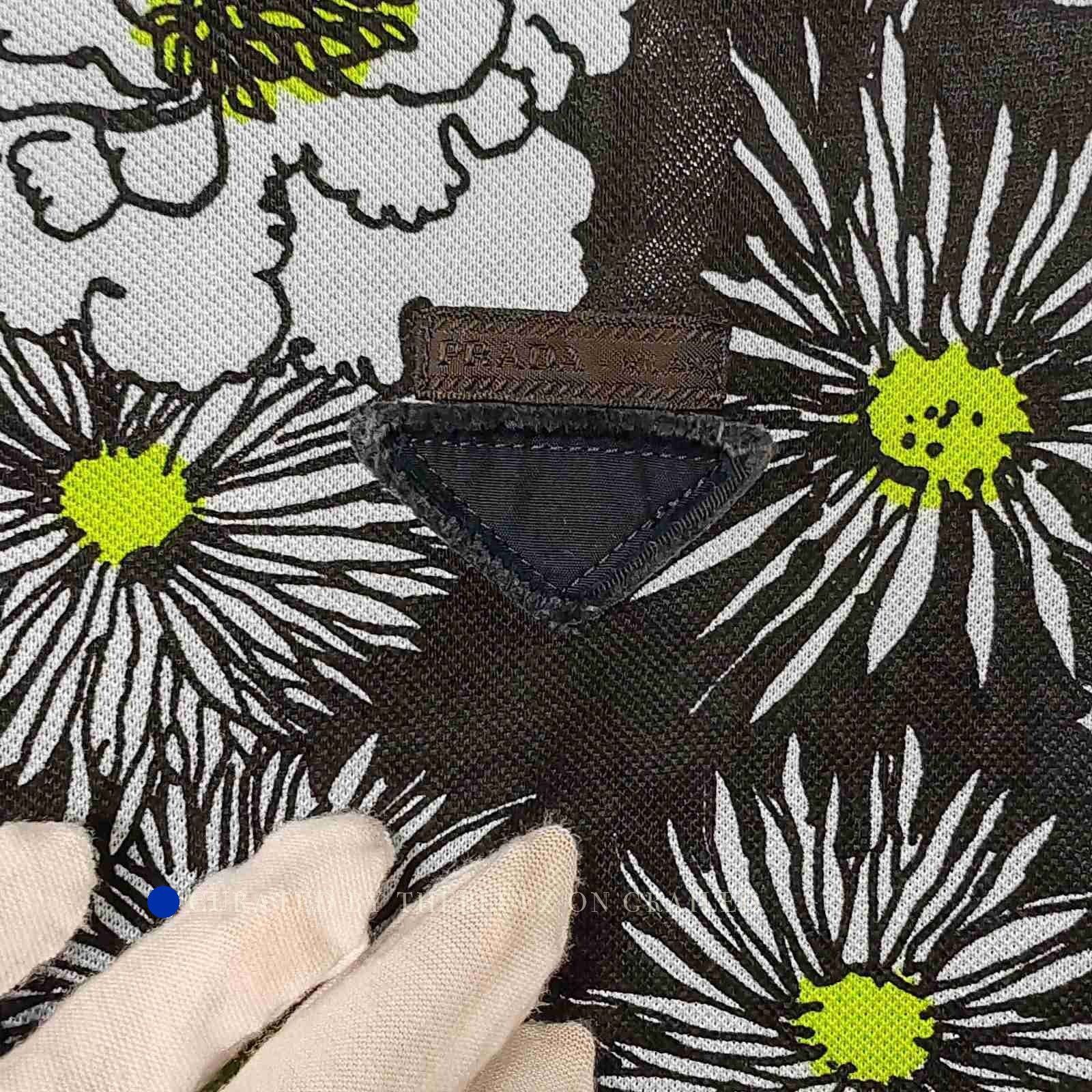 Prada Vibrant Floral Print Polo Shirt Size US M / EU 48-50 / 2 - 3 Thumbnail