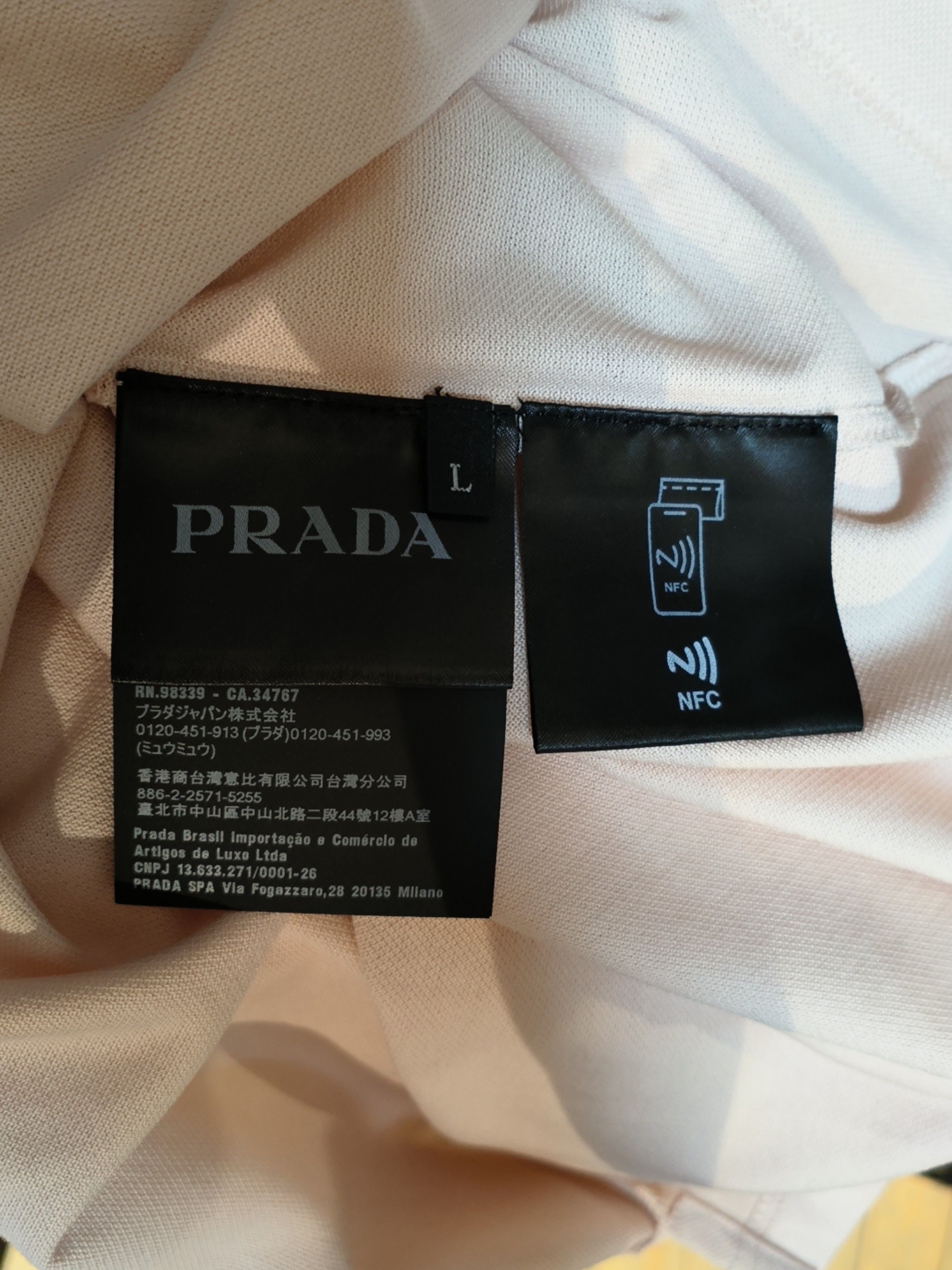 Prada Pink Pique Polo Shirt in Size L Size US L / EU 52-54 / 3 - 4 Thumbnail