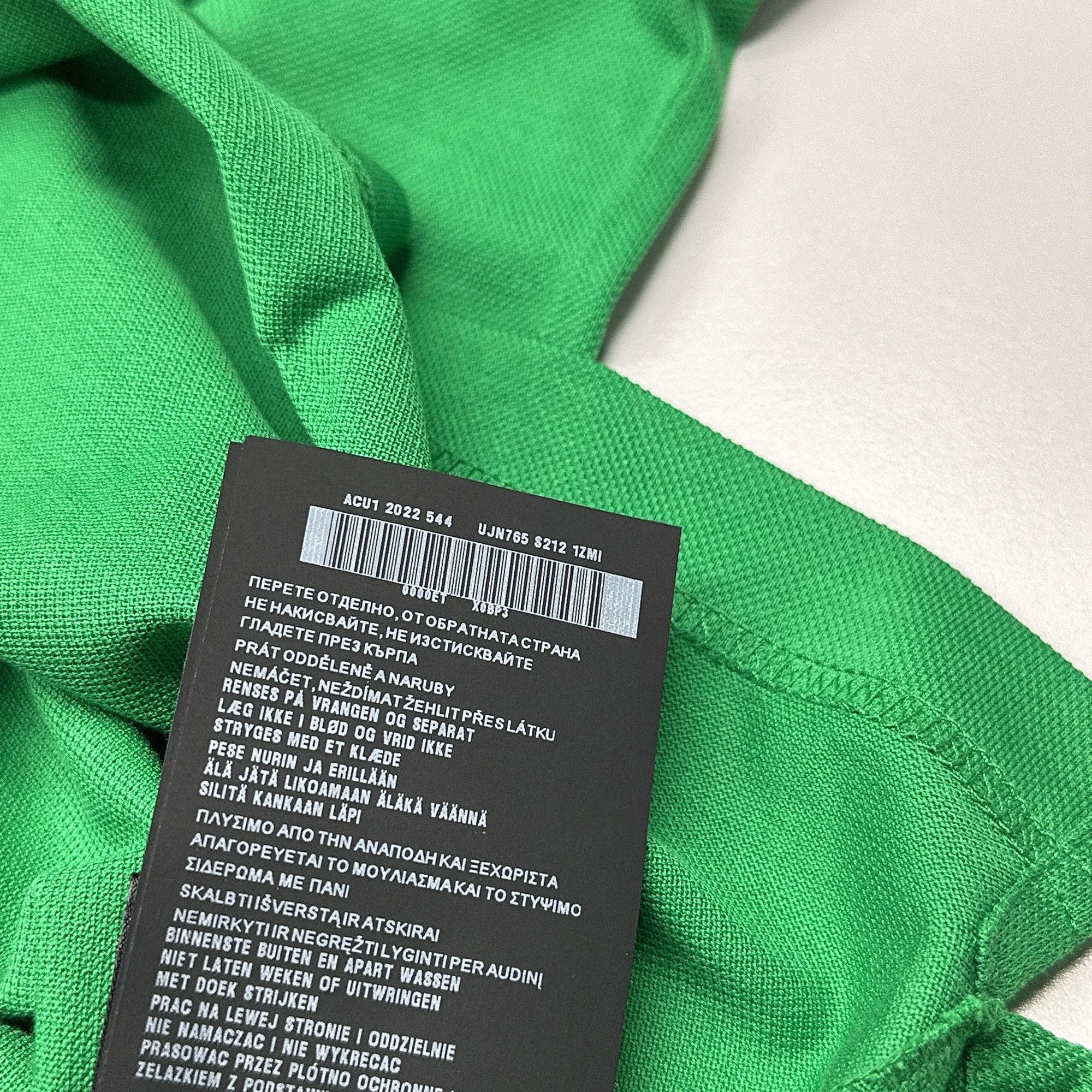 Prada Embroidered Logo Polo Shirt in Green Size US L / EU 52-54 / 3 - 7 Thumbnail