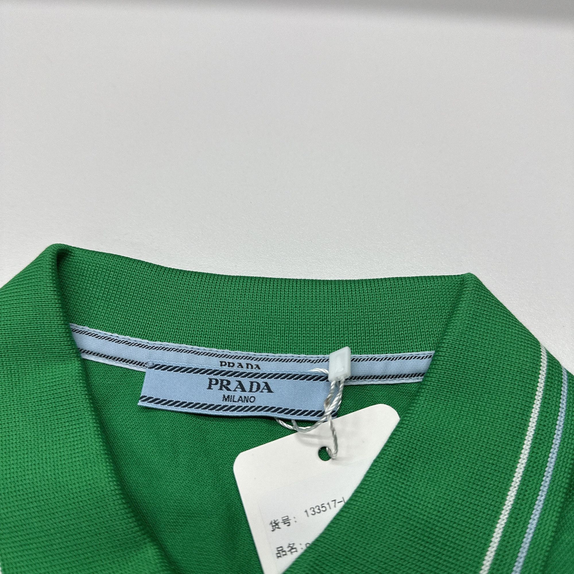 Prada Embroidered Logo Polo Shirt in Green Size US L / EU 52-54 / 3 - 3 Thumbnail