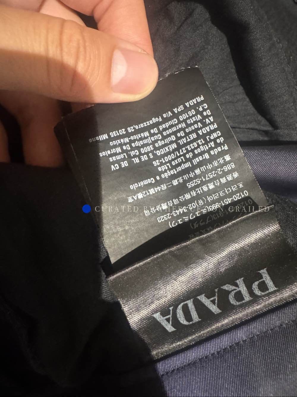 Prada Stylish Logo Patch Blue Shorts Size 32 Size US 32 / EU 48 - 4 Thumbnail