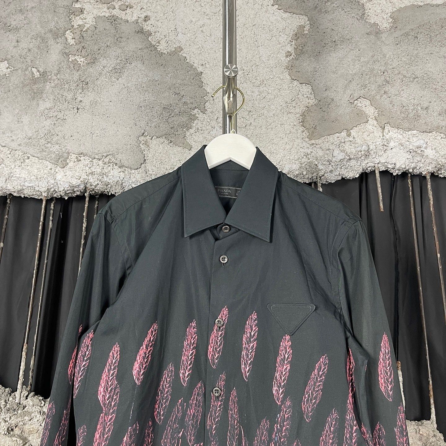 Prada Black Floral Print Button Up Shirt Size US M / EU 48-50 / 2 - 5 Thumbnail