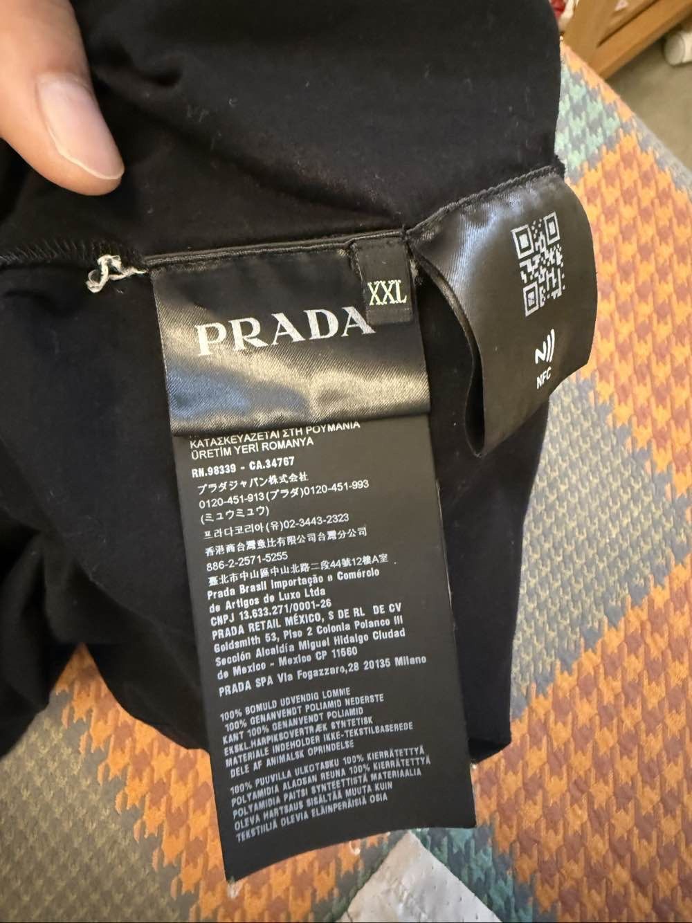 Prada Re-Nylon Logo Pocket Tee in Black Size US XXL / EU 58 / 5 - 4 Thumbnail