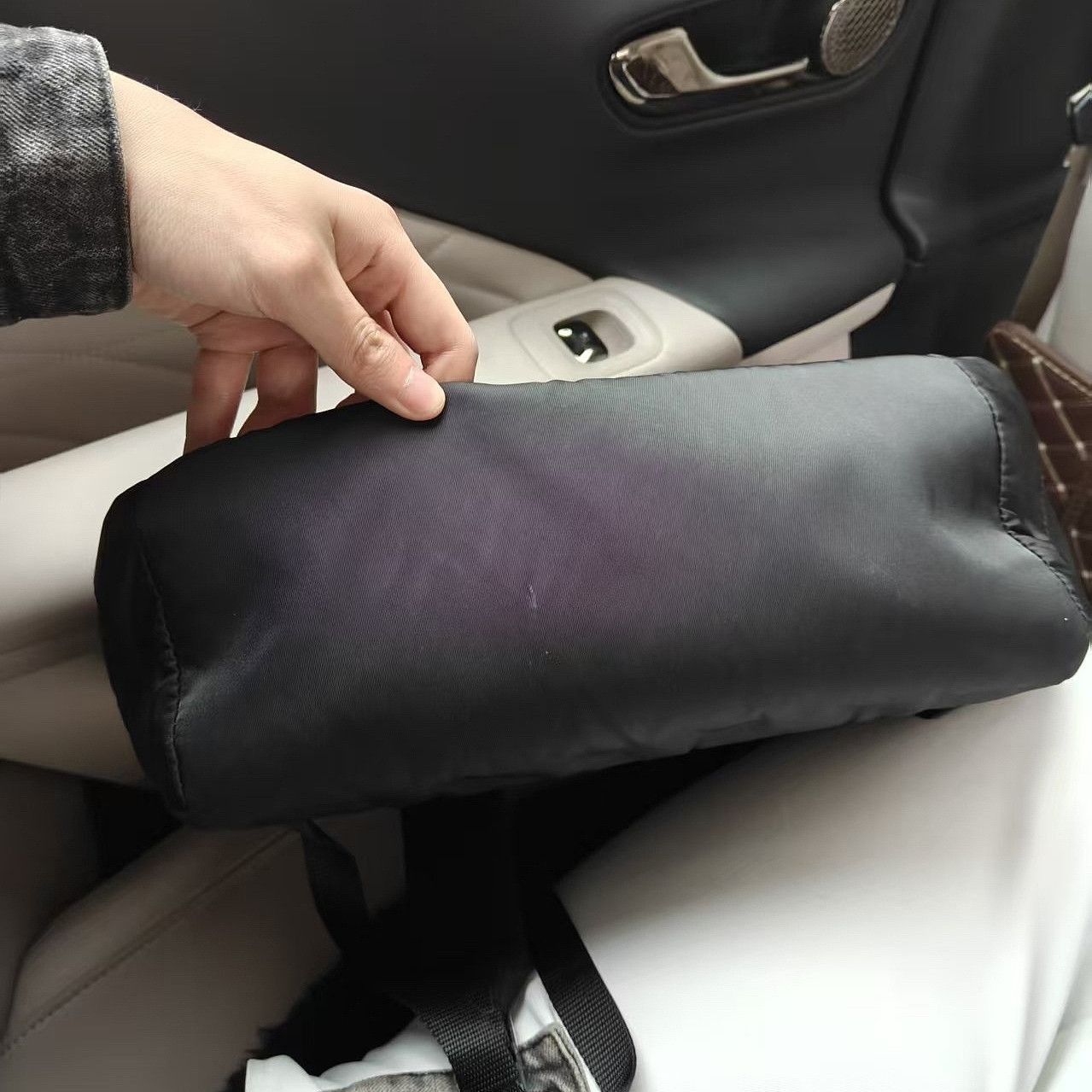 Prada Minimalist Nylon Backpack in Black Size ONE SIZE - 10 Thumbnail