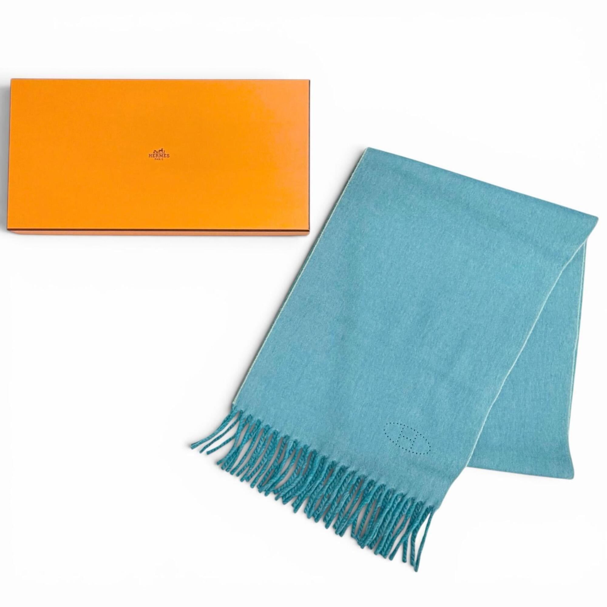 Hermes HERMES 100% Cashmere Blue Turquoise Evelyn H Logo Fringe Bicolor Stole/Scarf, Made in Italy, Women's, with Box. Size ONE SIZE - 2 Thumbnail