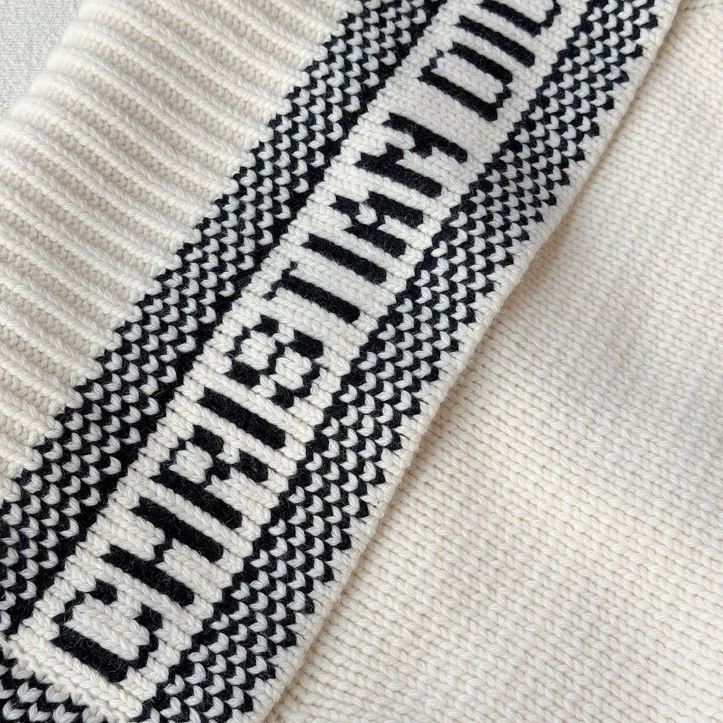 Dior Christian Dior Sailor Collar Knit Cardigan Beige Size 36 Size XS / US 0-2 / IT 36-38 - 10 Thumbnail
