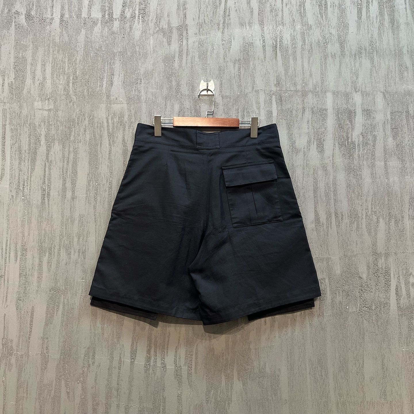 Dior Dior Cotton Cargo Shorts Size 48 Size US 32 / EU 48 - 2 Thumbnail