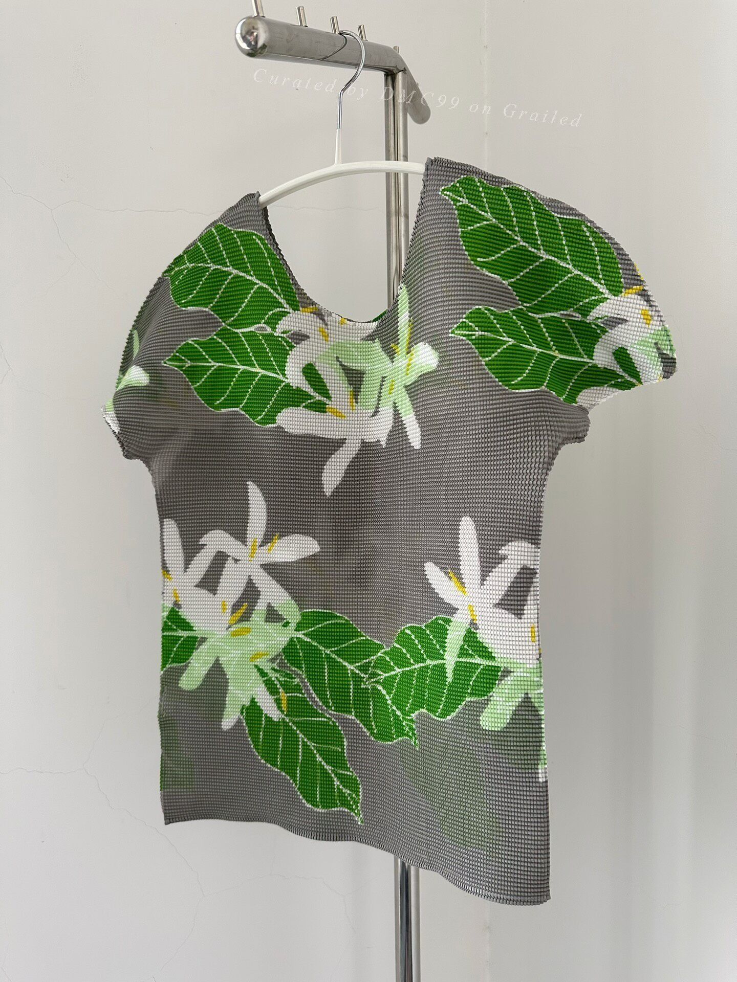 Pleats Please Issey Miyake Issey Miyake ME Line Floral Pleated Top Size XS / US 0-2 / IT 36-38 - 2 Thumbnail