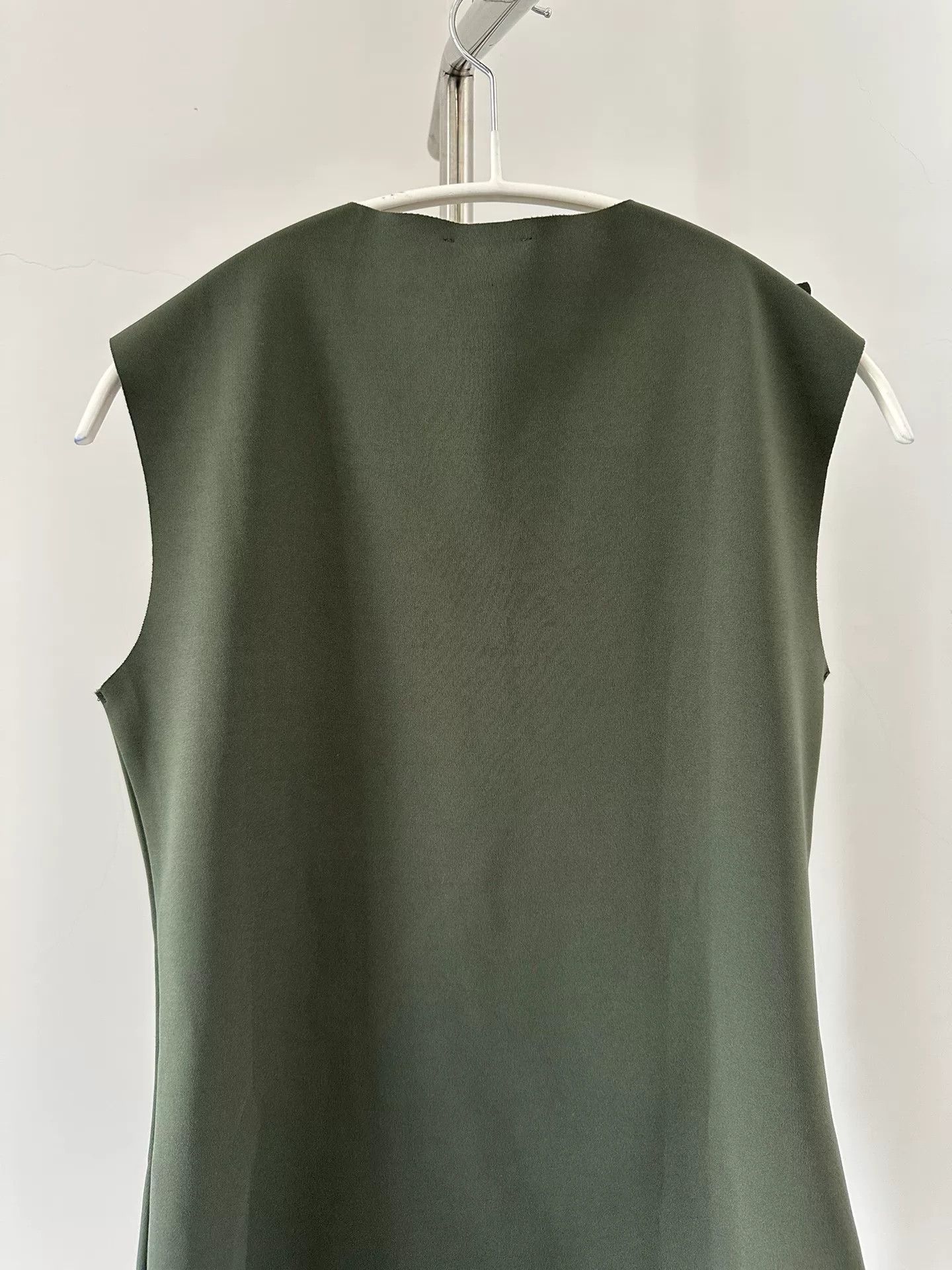 Dries Van Noten Dries Van Noten 24SS 3D Ruffled Sleeveless Tank Size S / US 4 / IT 40 - 6 Thumbnail