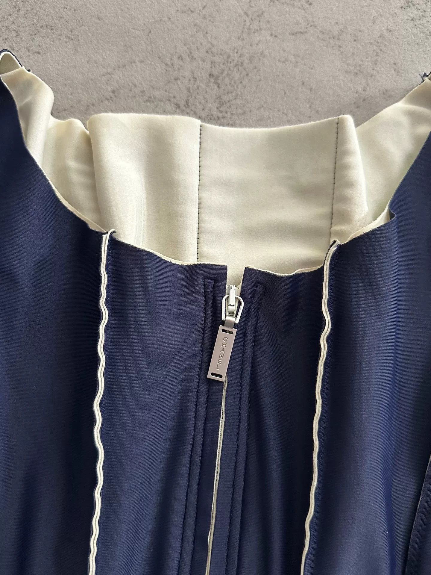 Chanel Chanel 1999 Vintage Show Square Logo Sleeveless Top Size S / US 4 / IT 40 - 4 Thumbnail