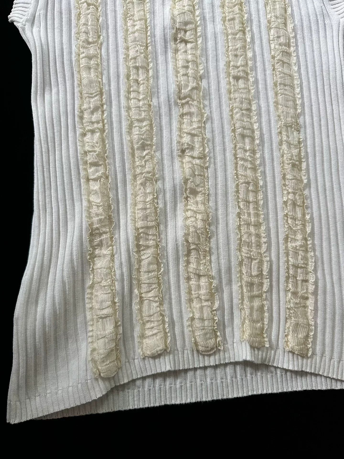 Jean Paul Gaultier Jean Paul Gaultier Vintage Lace Trim Knit Vest Size S / US 4 / IT 40 - 4 Thumbnail