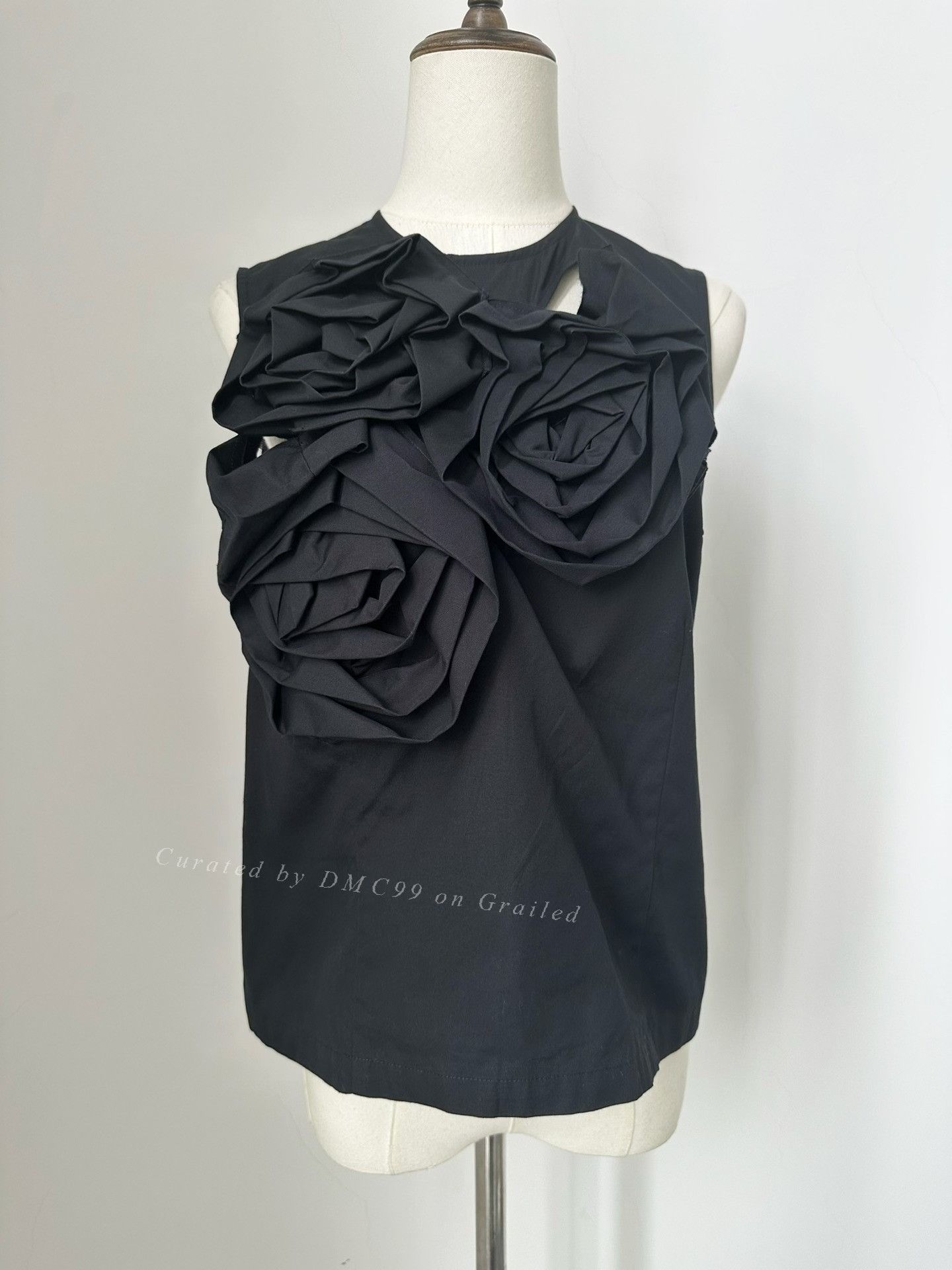 Rei Kawakubo Comme des Garcons 2013 Main Line 3D Rose Vest Size S / US 4 / IT 40 - 6 Thumbnail