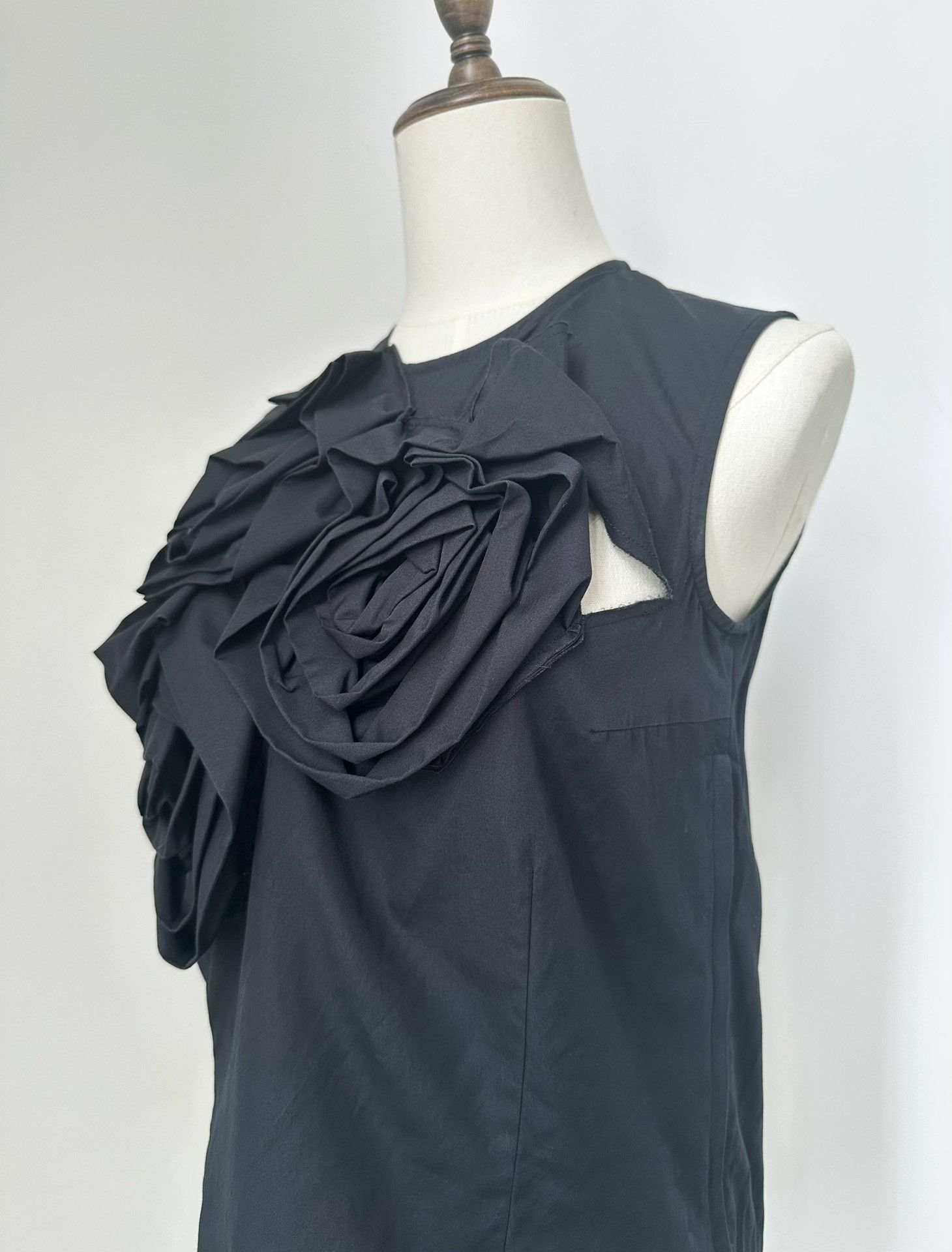 Rei Kawakubo Comme des Garcons 2013 Main Line 3D Rose Vest Size S / US 4 / IT 40 - 8 Thumbnail