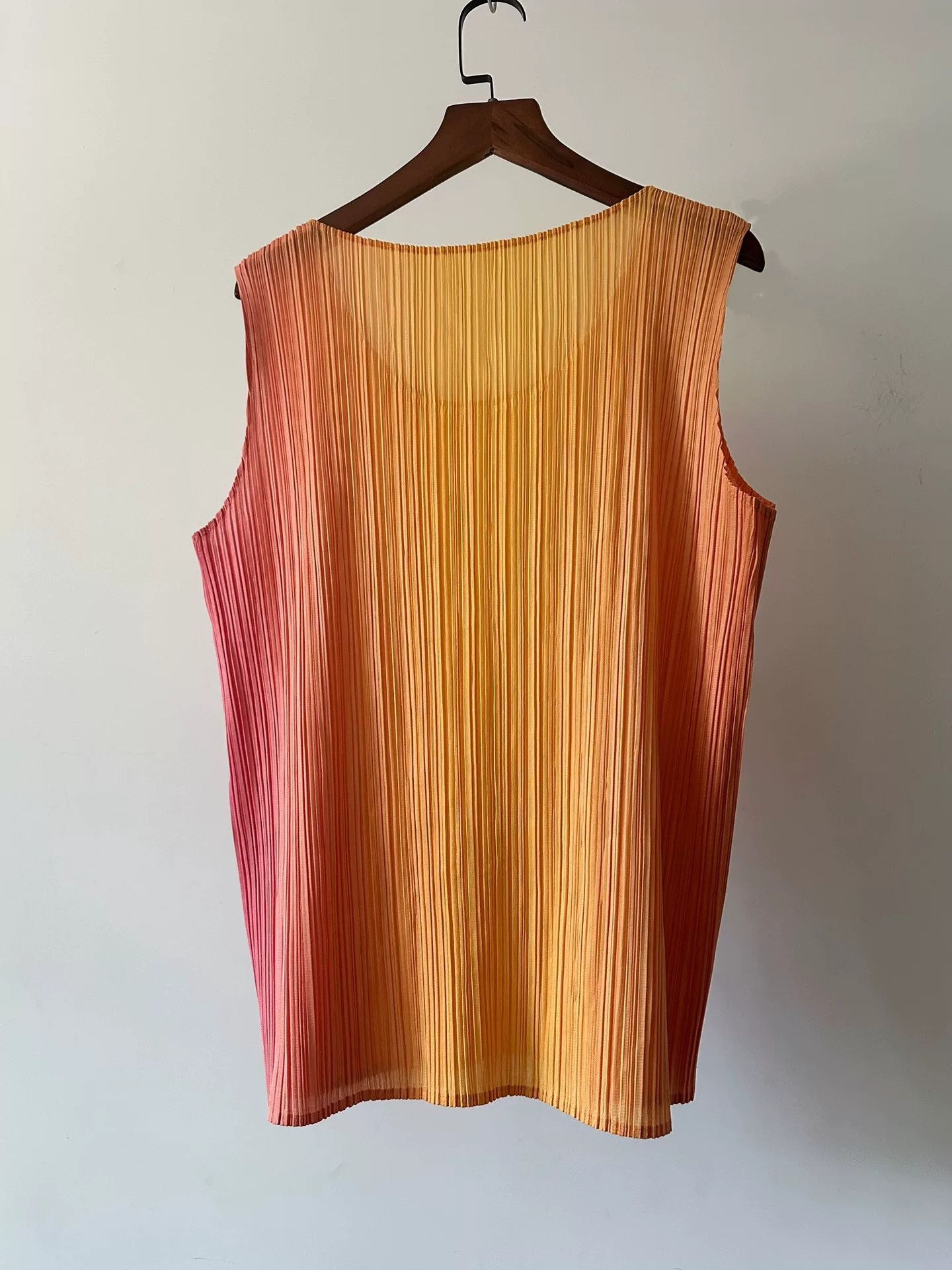 Pleats Please Issey Miyake Issey Miyake Pleats Please Vest Size M / US 6-8 / IT 42-44 - 2 Thumbnail