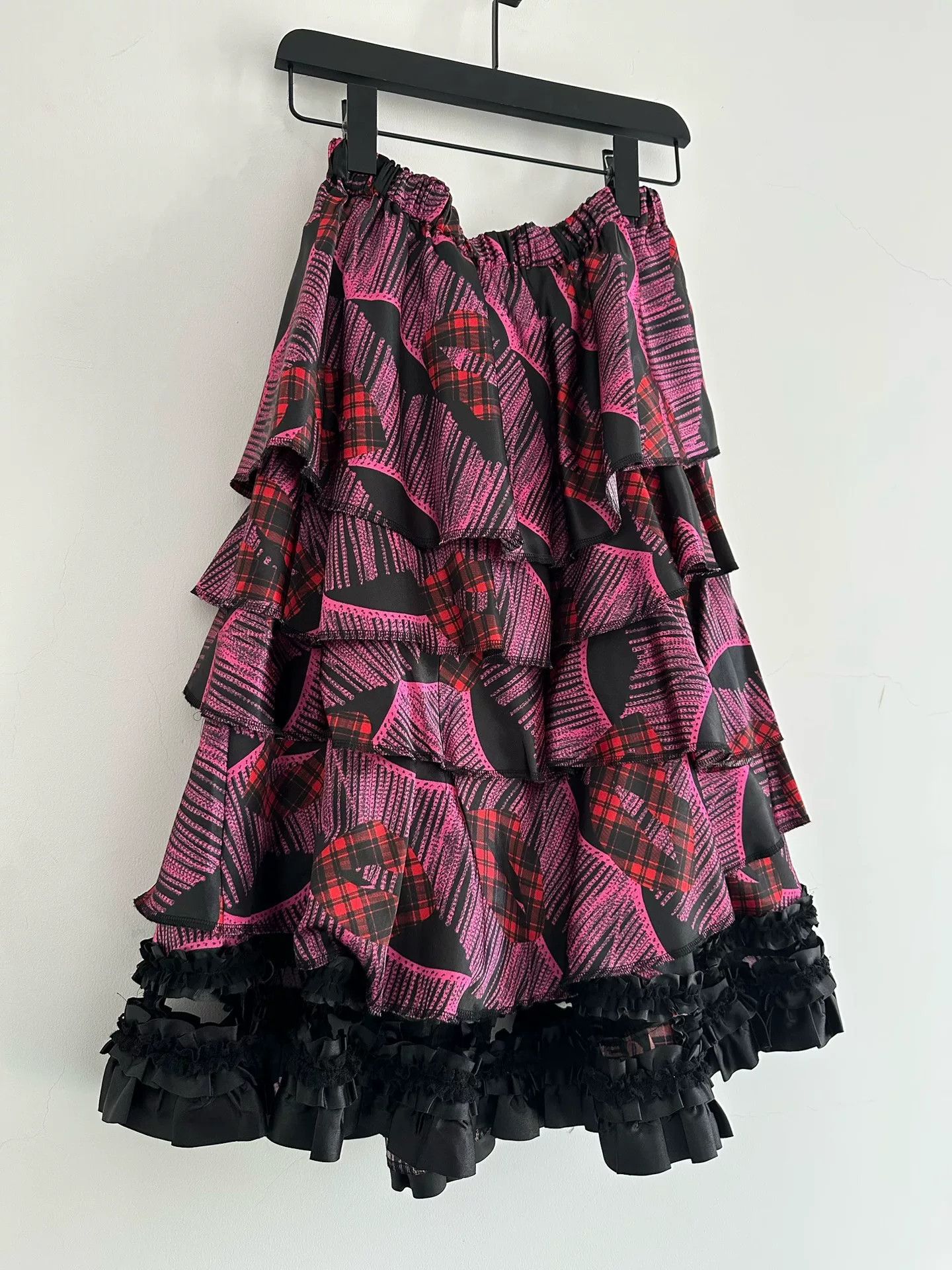 Rei Kawakubo Comme des Garçons 2008 Red Lip Print Tiered Skirt Size 35" - 6 Thumbnail