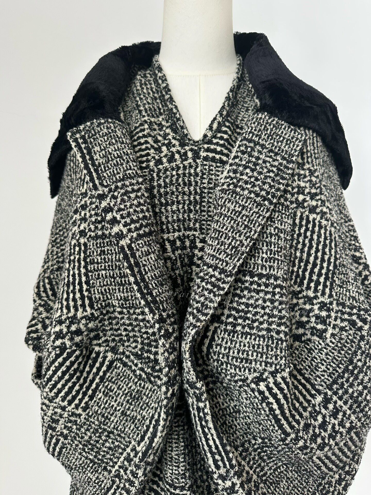 Junya Watanabe Junya Watanabe 2008 Runway Deconstructed Cape Size US S / EU 44-46 / 1 - 6 Thumbnail