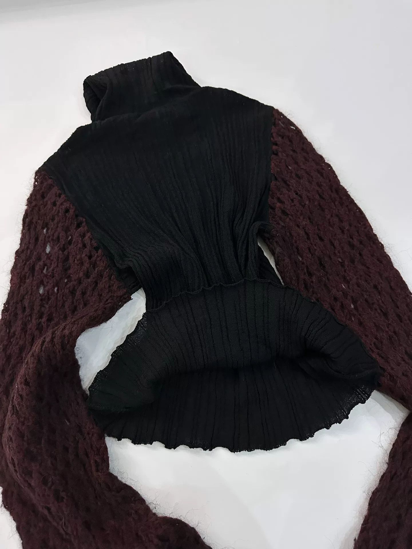 Dries Van Noten Dries Van Noten Spliced Hollow-Out Long-Sleeve Knit Size S / US 4 / IT 40 - 8 Thumbnail