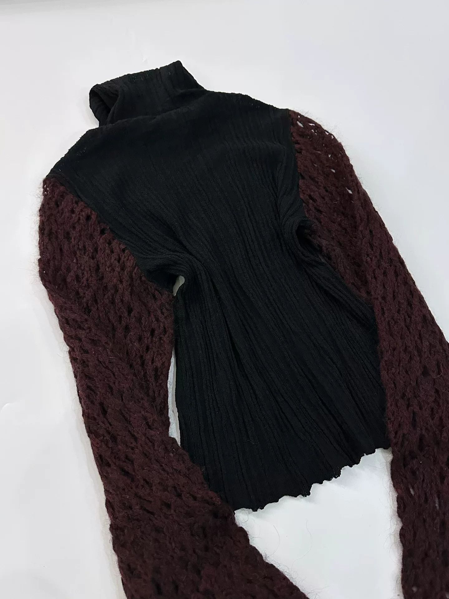 Dries Van Noten Dries Van Noten Spliced Hollow-Out Long-Sleeve Knit Size S / US 4 / IT 40 - 5 Thumbnail