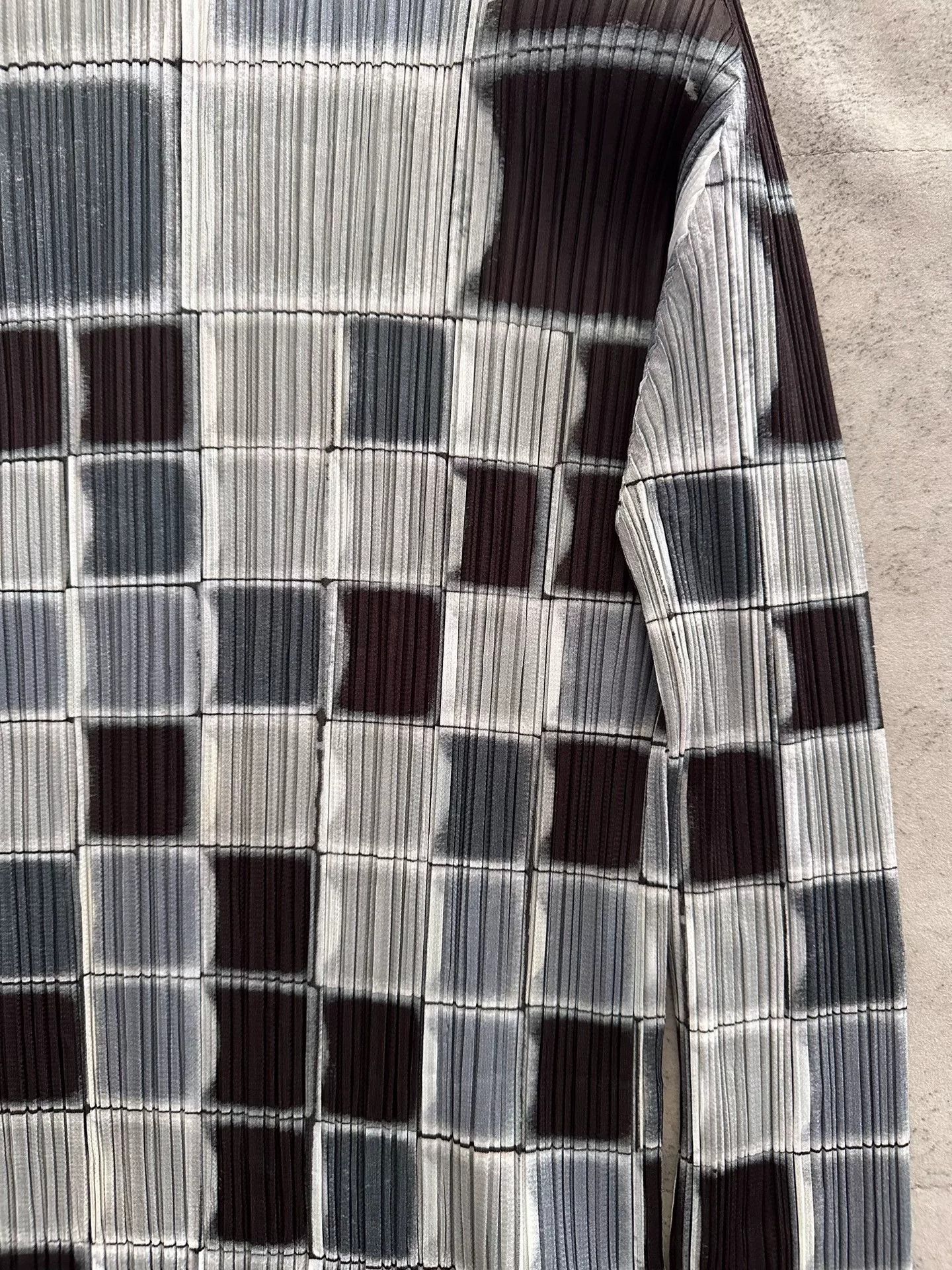 Pleats Please Issey Miyake Issey Miyake Pleats Please Pleated Top Size XL / US 12-14 / IT 48-50 - 6 Thumbnail