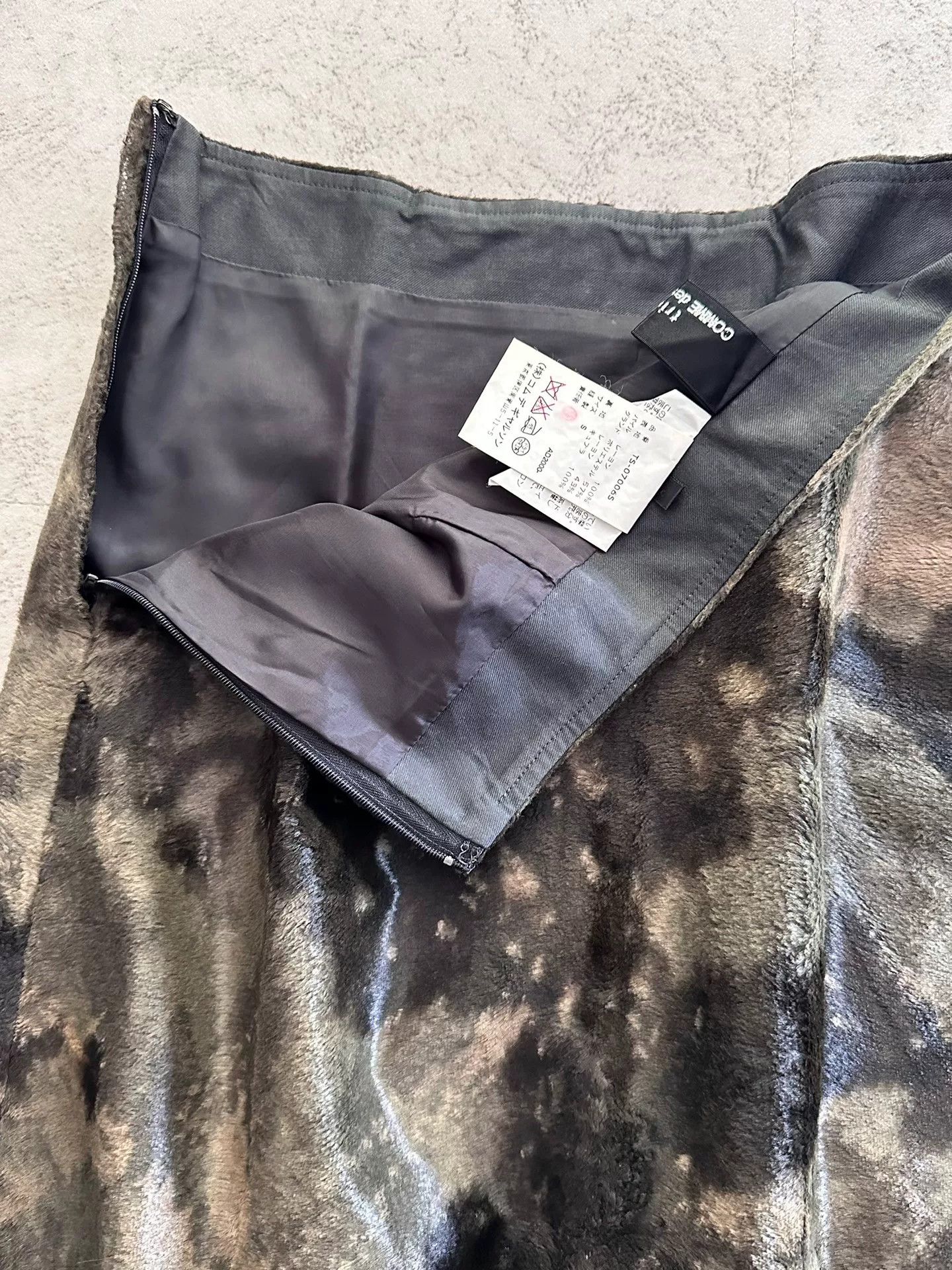 Comme des Garcons Comme des Garçons Tricot Faux Fur A-Line Skirt Size 34" / US 12 / IT 48 - 3 Thumbnail
