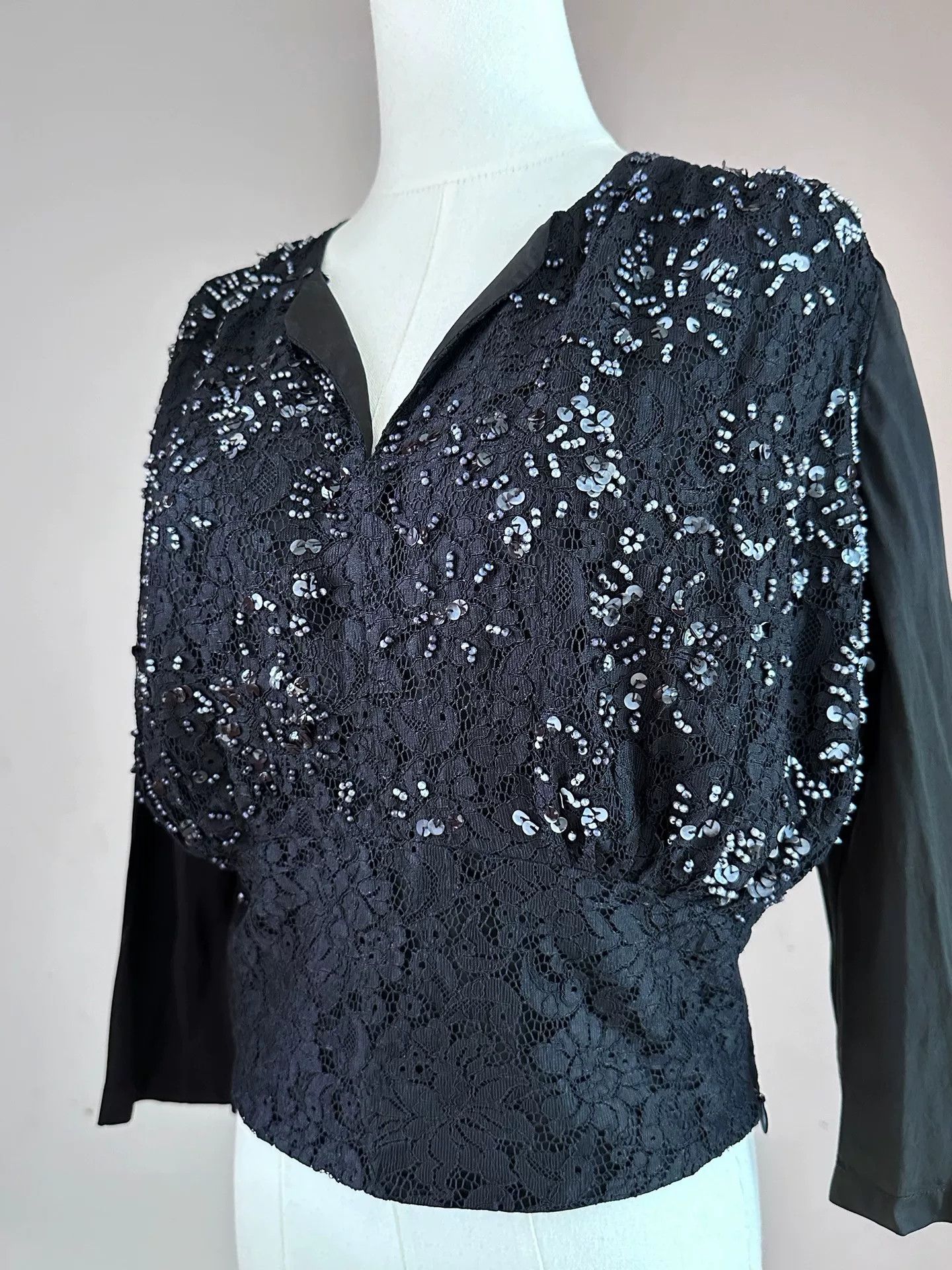 Junya Watanabe Junya Watanabe 2003 Lace Beaded Top Size S / US 4 / IT 40 - 4 Thumbnail