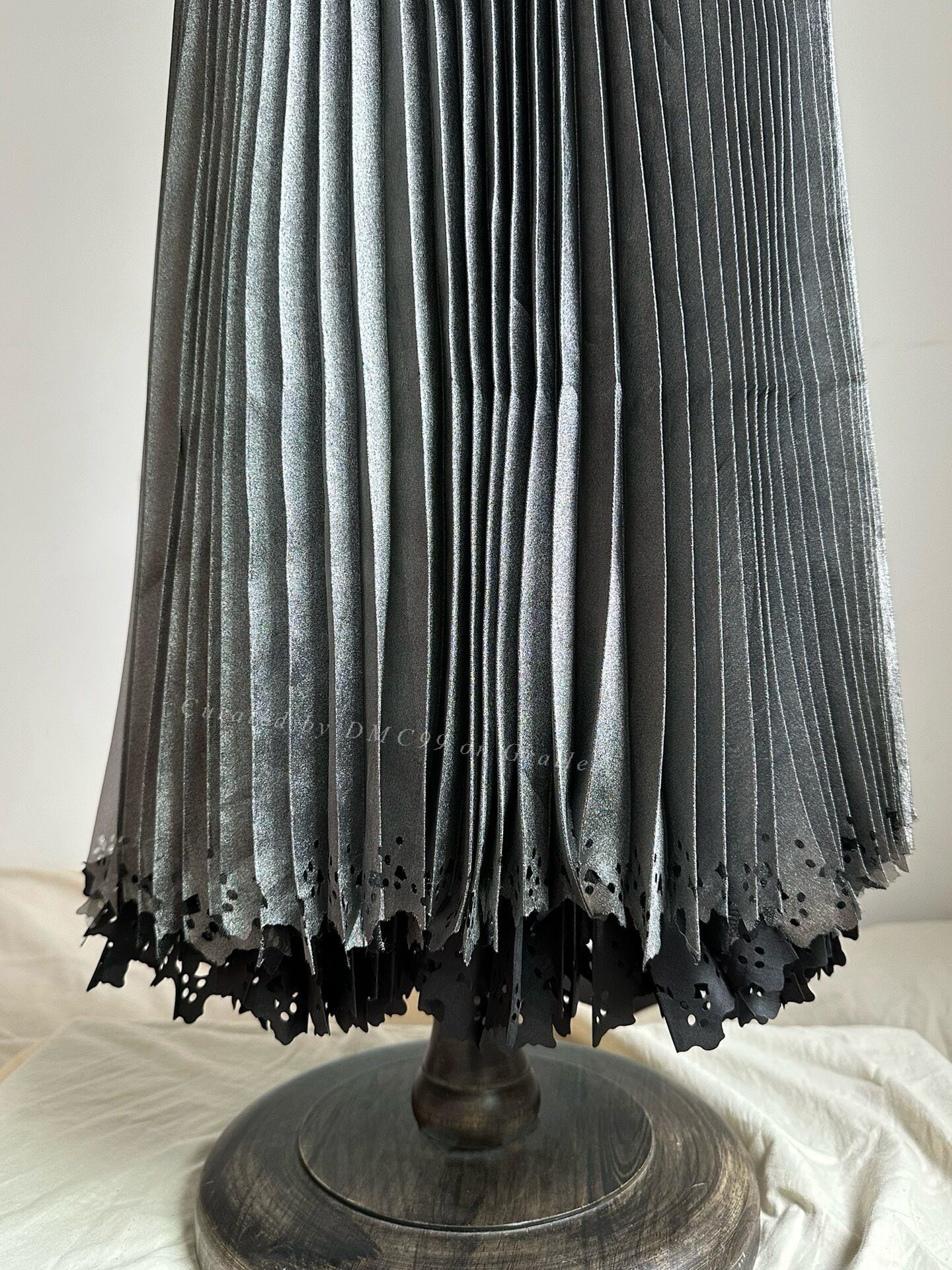 Issey Miyake Issey Miyake Main Line Burned Hem Skirt Size 33" - 5 Thumbnail