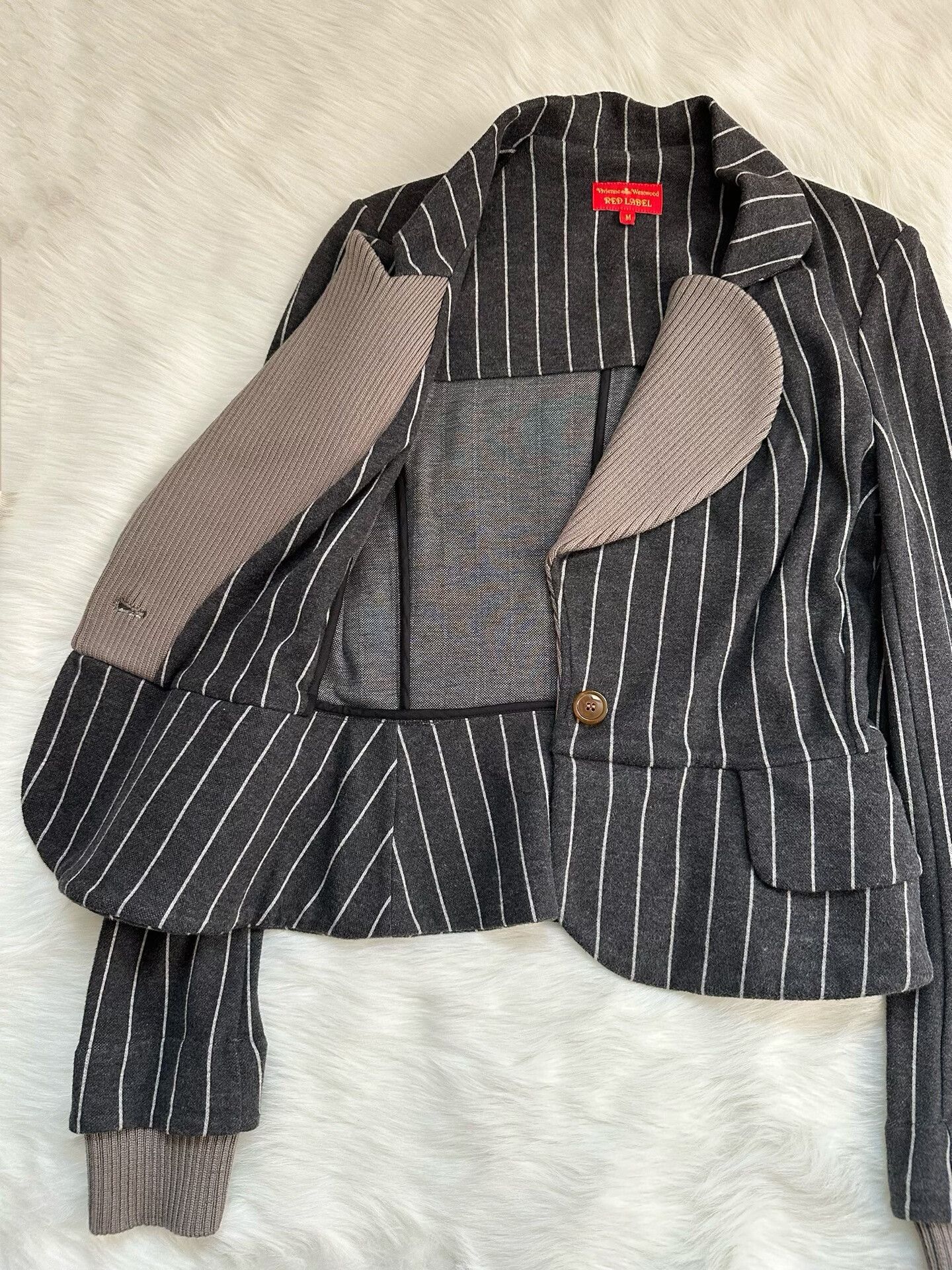 Vivienne Westwood Vivienne Westwood Vintage Heart Collar Blazer Size M / US 6-8 / IT 42-44 - 8 Thumbnail