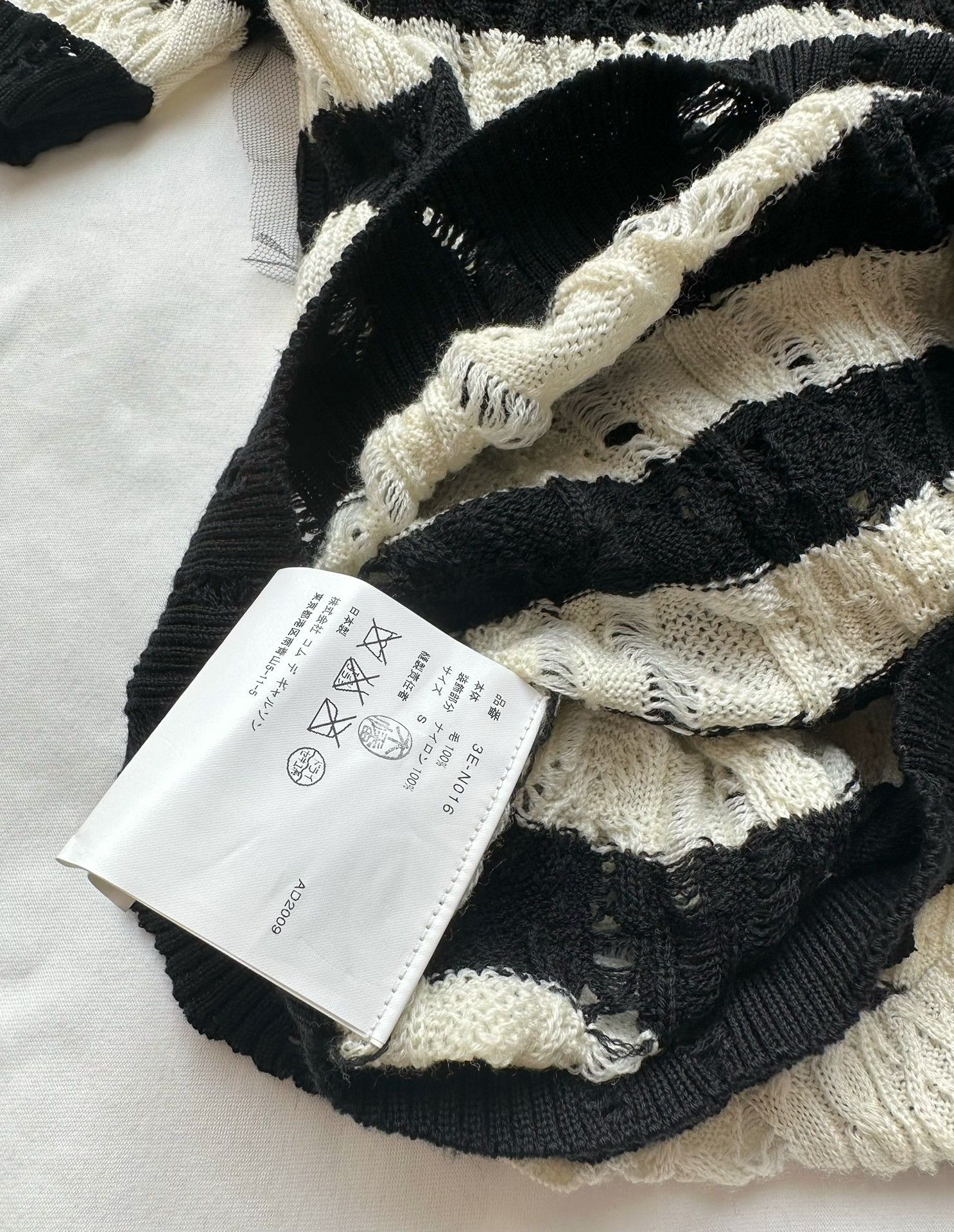 Rei Kawakubo Tao Comme des Garçons Knit Short-Sleeve Size S / US 4 / IT 40 - 8 Thumbnail
