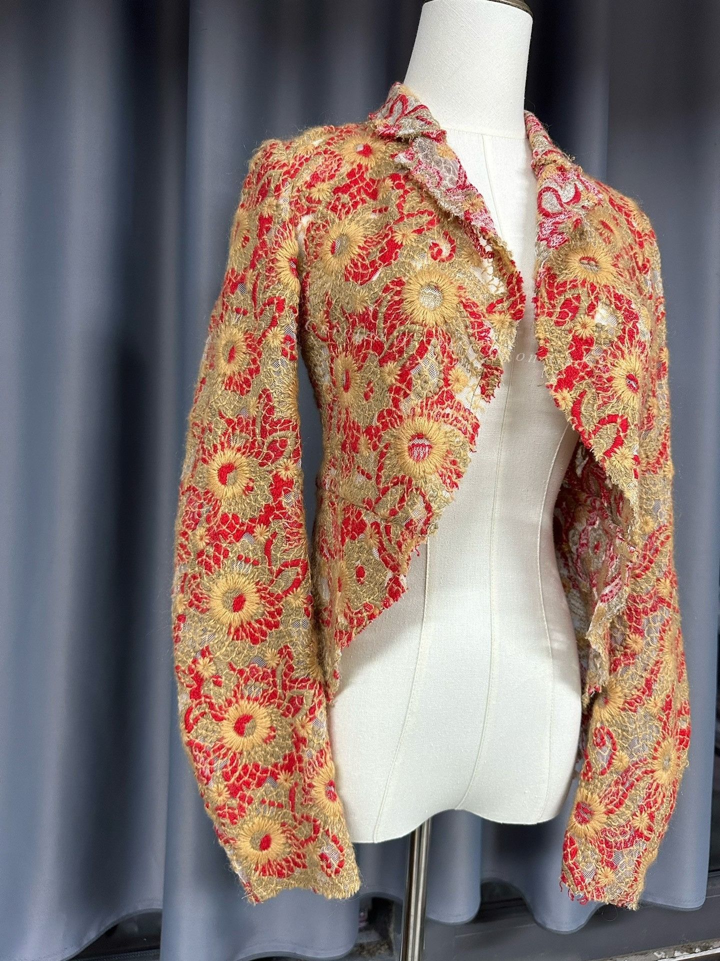 Comme des Garcons Comme des Garçons AD2003 Red Gold Crochet Coat Size S / US 4 / IT 40 - 4 Thumbnail