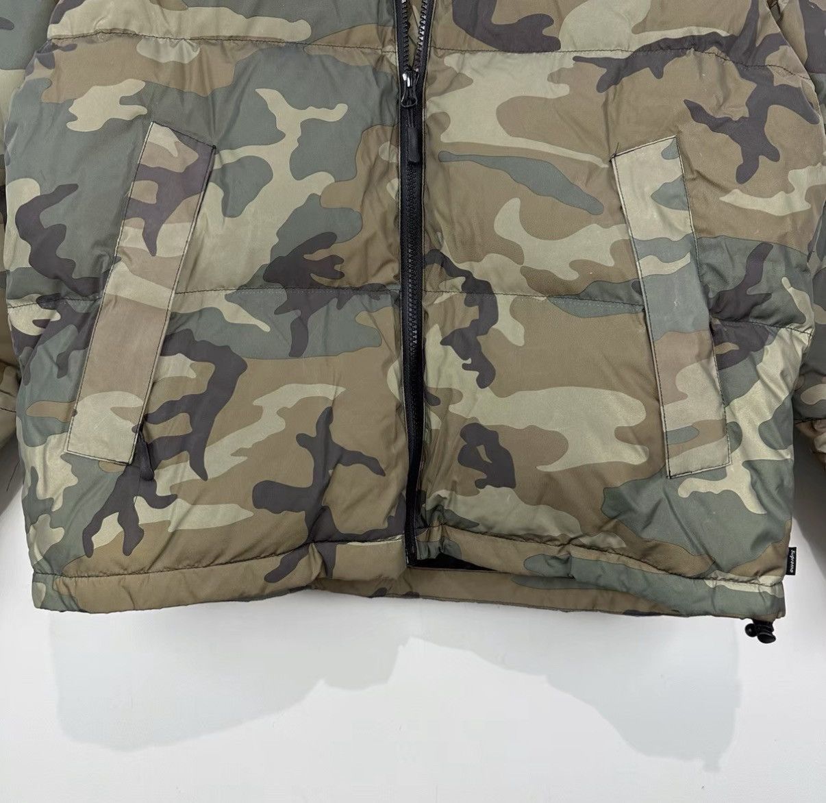 Supreme Camouflage Down Jacket in Green Size US S / EU 44-46 / 1 - 2 Thumbnail