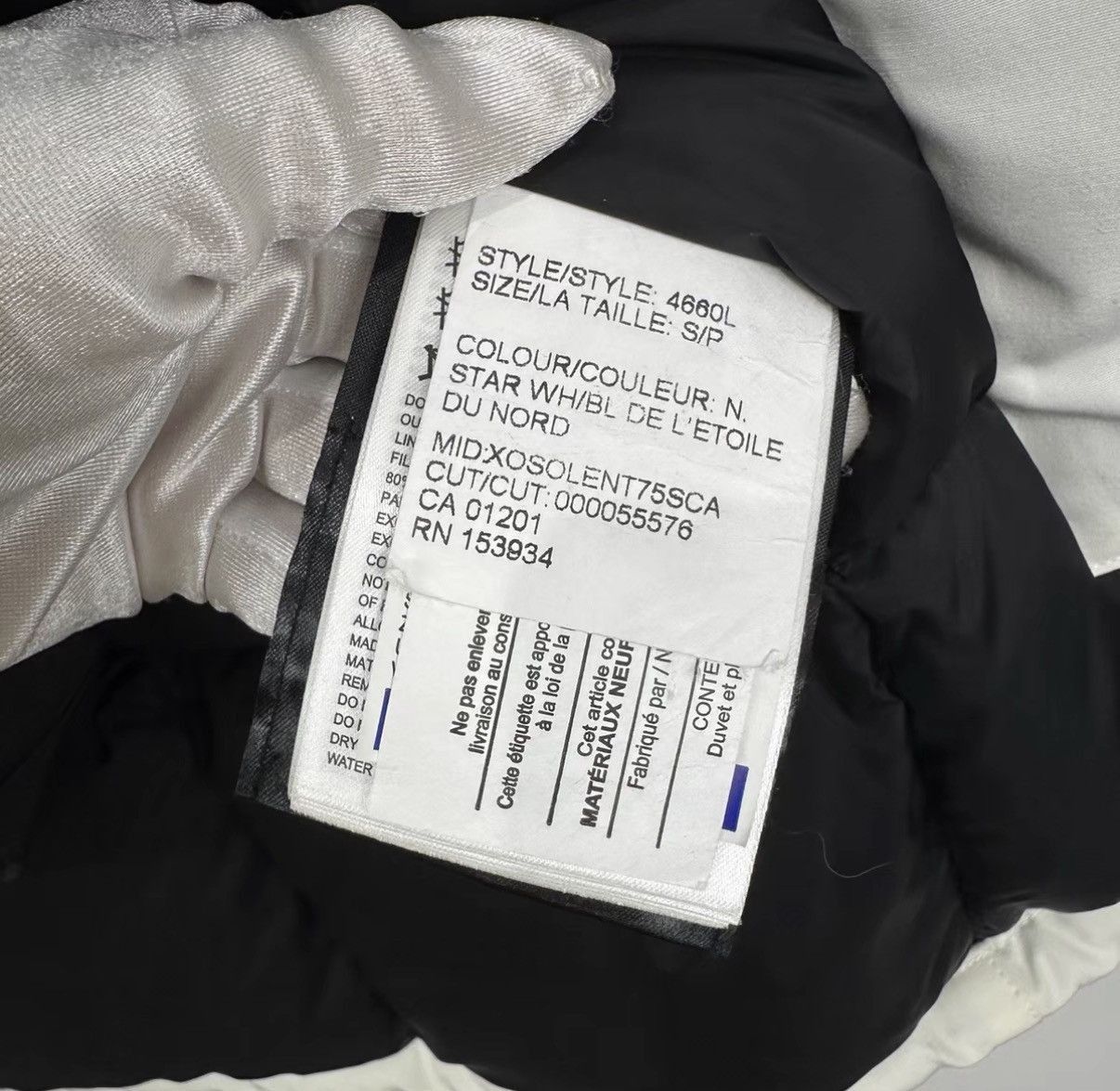 Canada Goose Expedition Hooded Down Jacket in White Size US S / EU 44-46 / 1 - 5 Thumbnail