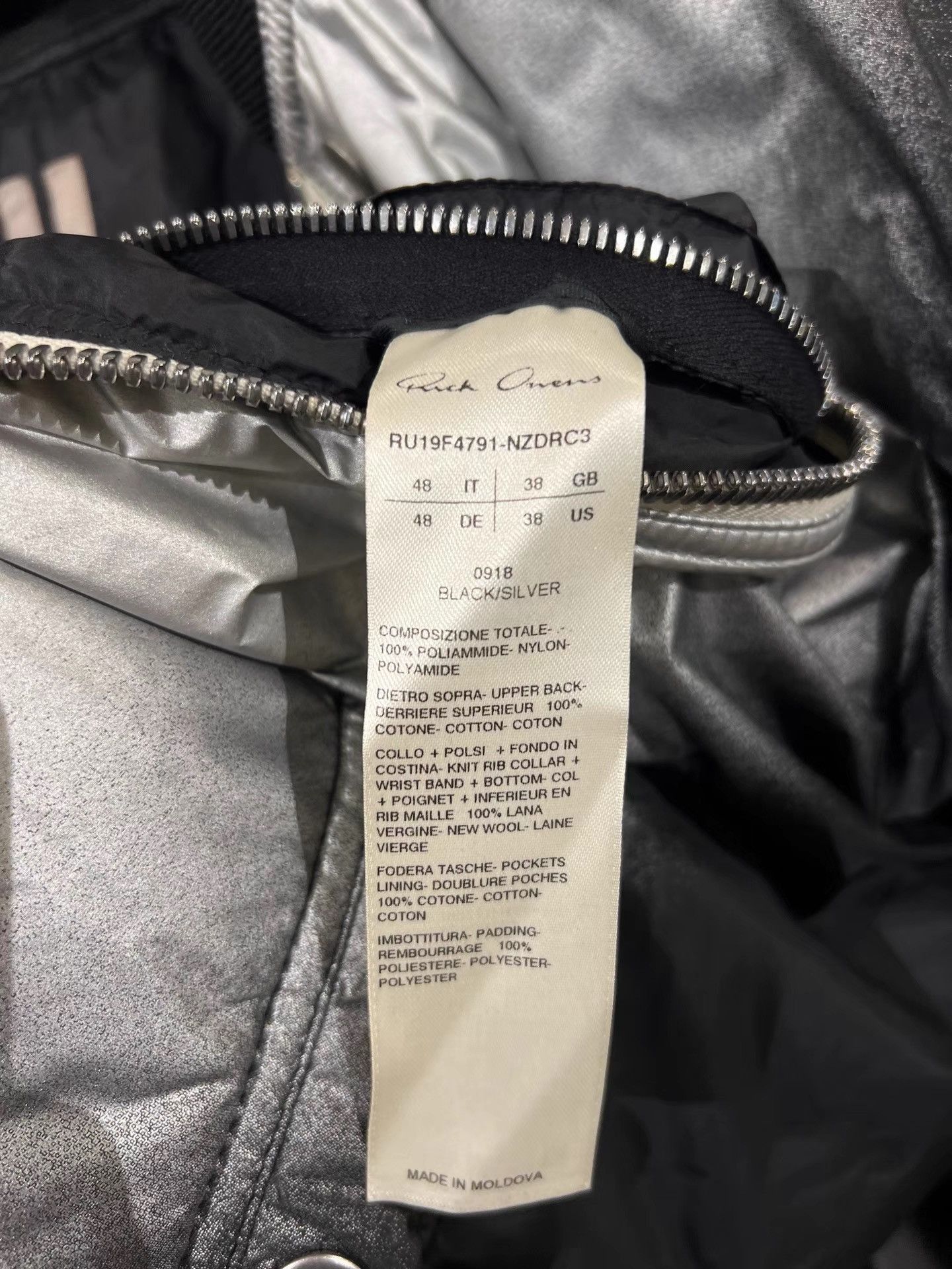 Rick Owens Gradient Coated MA-1 Bomber Jacket in Silver Size US M / EU 48-50 / 2 - 9 Thumbnail