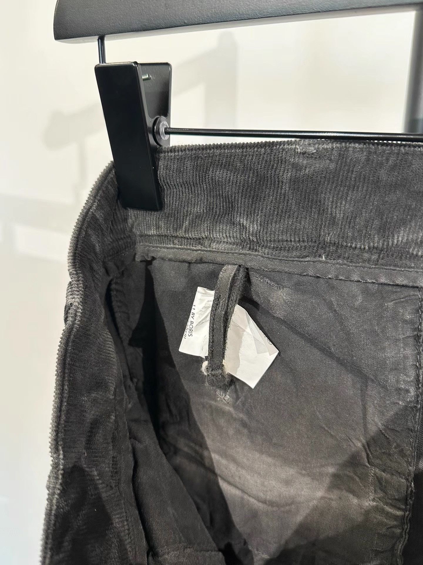 11 By Boris Bidjan Saberi Faded Black Curved Casual Pants Size US 32 / EU 48 - 9 Thumbnail