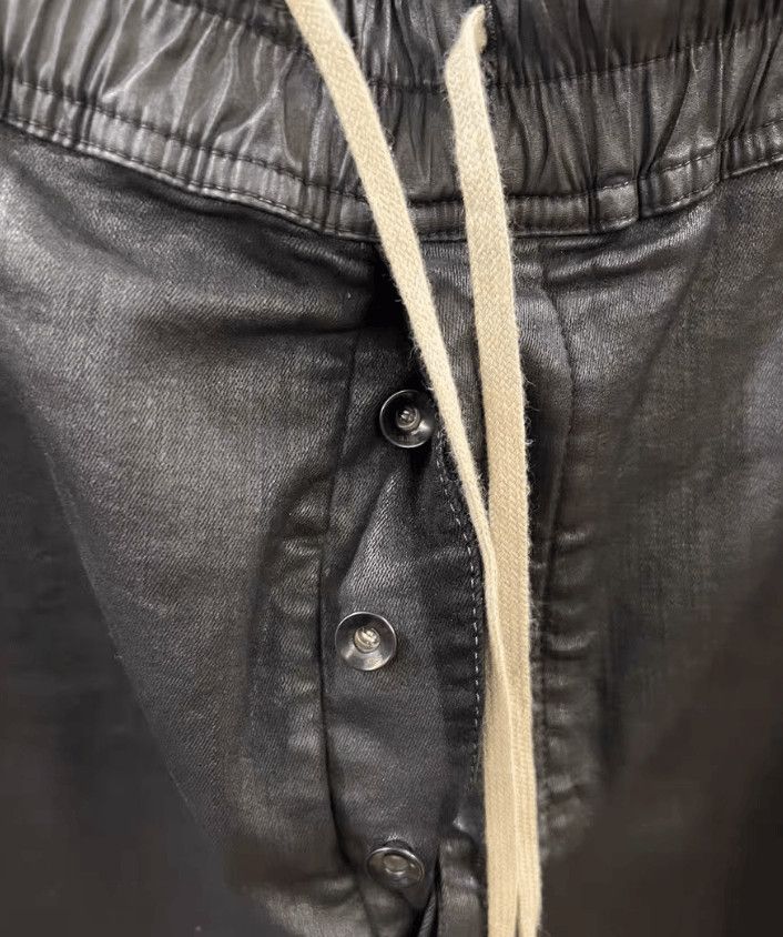 Rick Owens Wax-Coated Cropped Black Pants Size US 32 / EU 48 - 6 Thumbnail