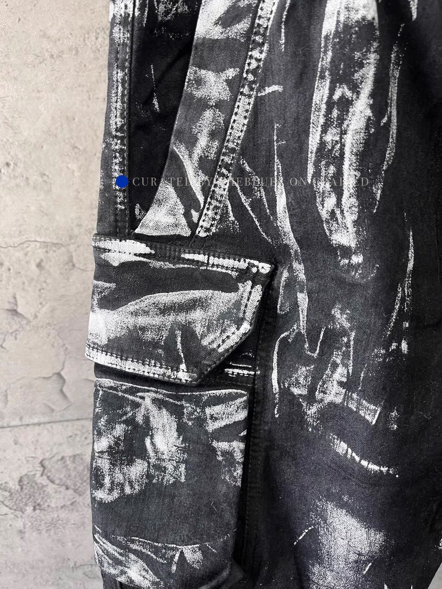 Rick Owens Black Painted Cargo Pants Size US 32 / EU 48 - 2 Thumbnail