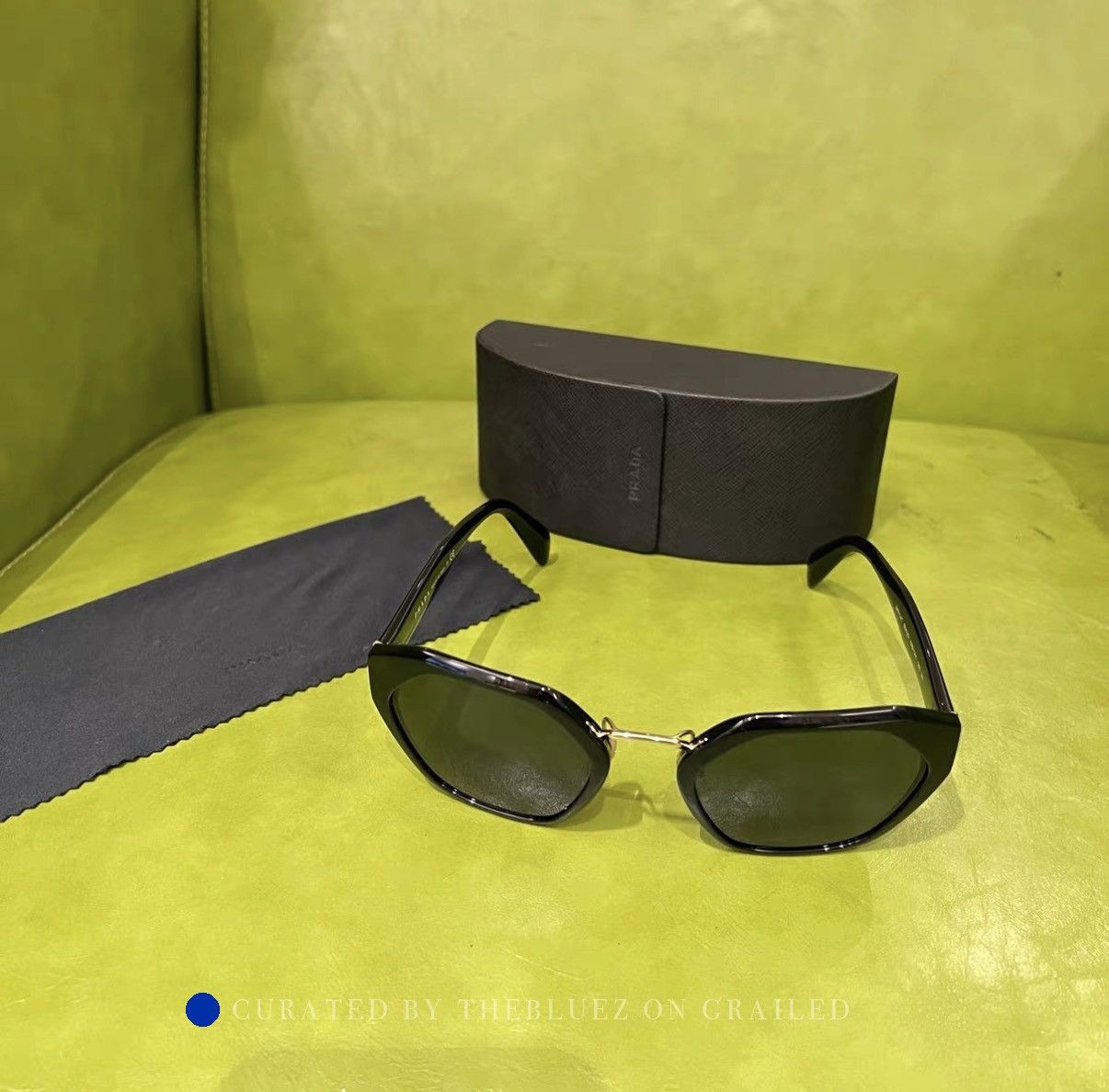 Prada Unique Irregular Black Sunglasses Size ONE SIZE - 4 Thumbnail