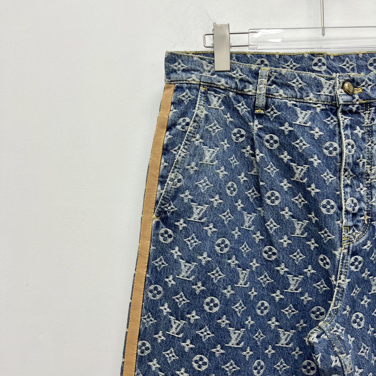 Louis Vuitton Monogram All-over Print Blue Jeans Size US 32 / EU 48 - 3 Thumbnail