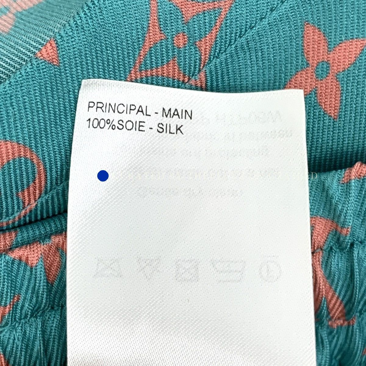 Louis Vuitton Monogram All-Over Print Silk Shorts Size US 32 / EU 48 - 7 Thumbnail