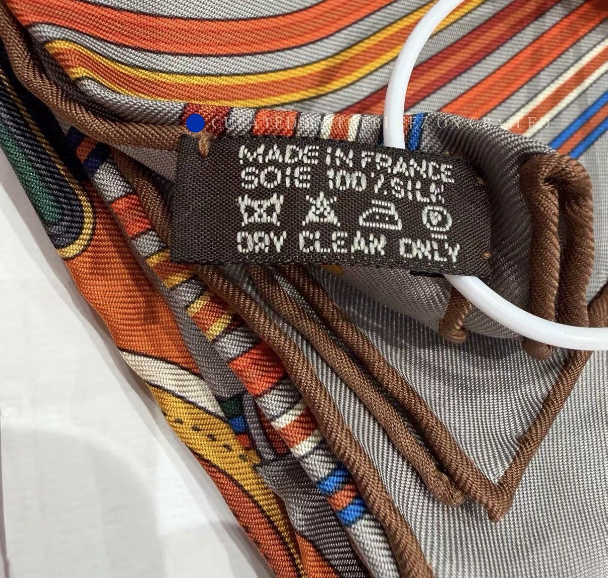 Hermes Silk Scarf in Vibrant Orange Size ONE SIZE - 3 Thumbnail