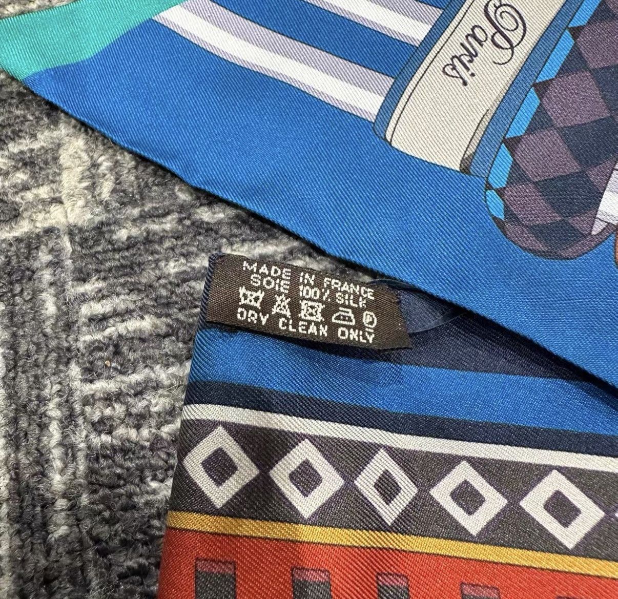 Hermes Vibrant Multi Maxi Twilly Scarf Size ONE SIZE - 4 Thumbnail
