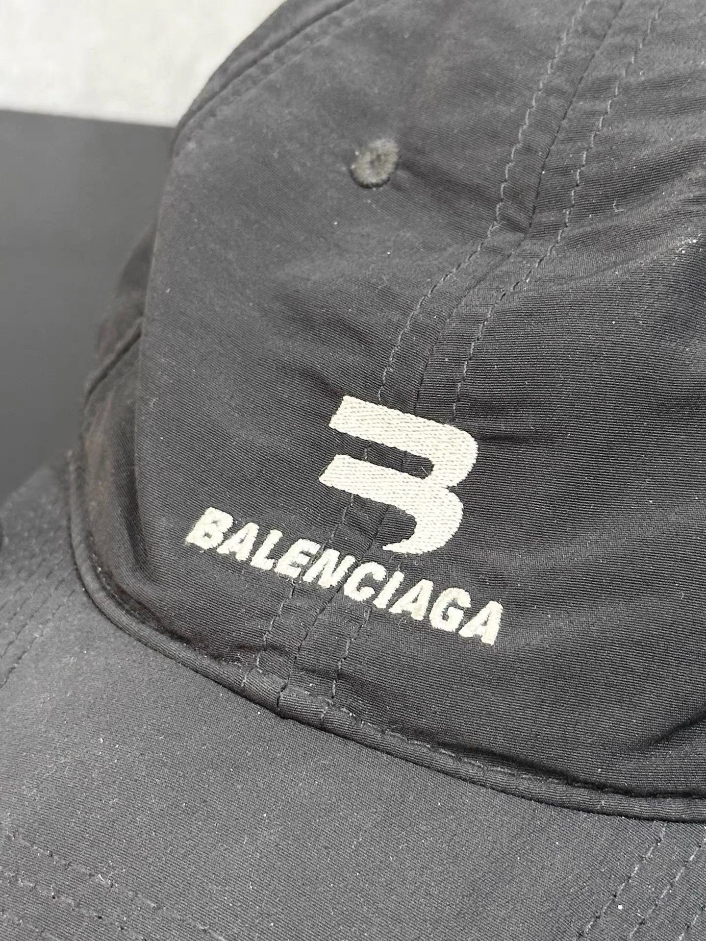 Balenciaga Embroidered Logo Baseball Cap Size ONE SIZE - 2 Thumbnail