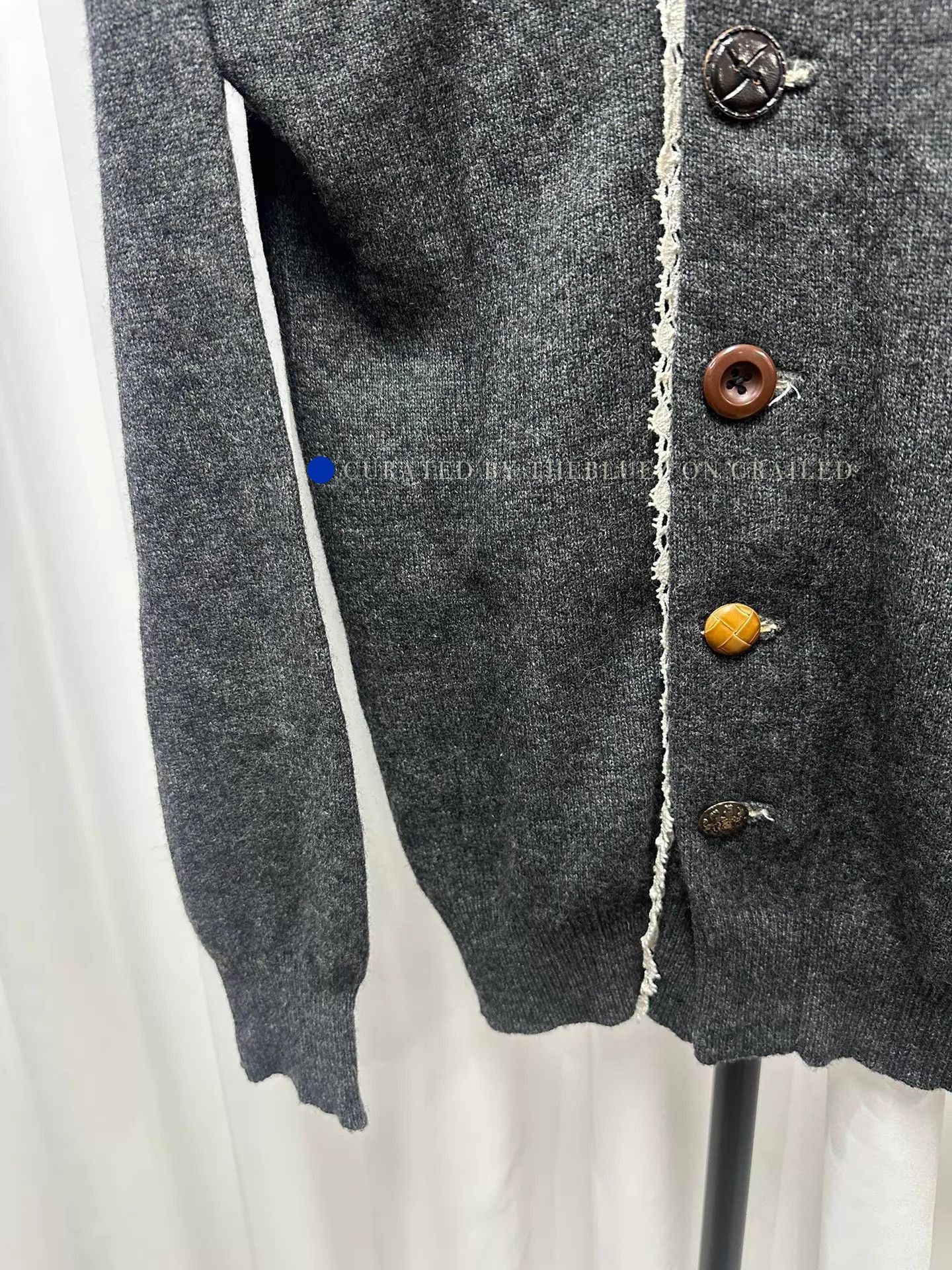 Geoffrey B. Small Lace Flower-Button Wool Knit Sweater Size US S / EU 44-46 / 1 - 3 Thumbnail