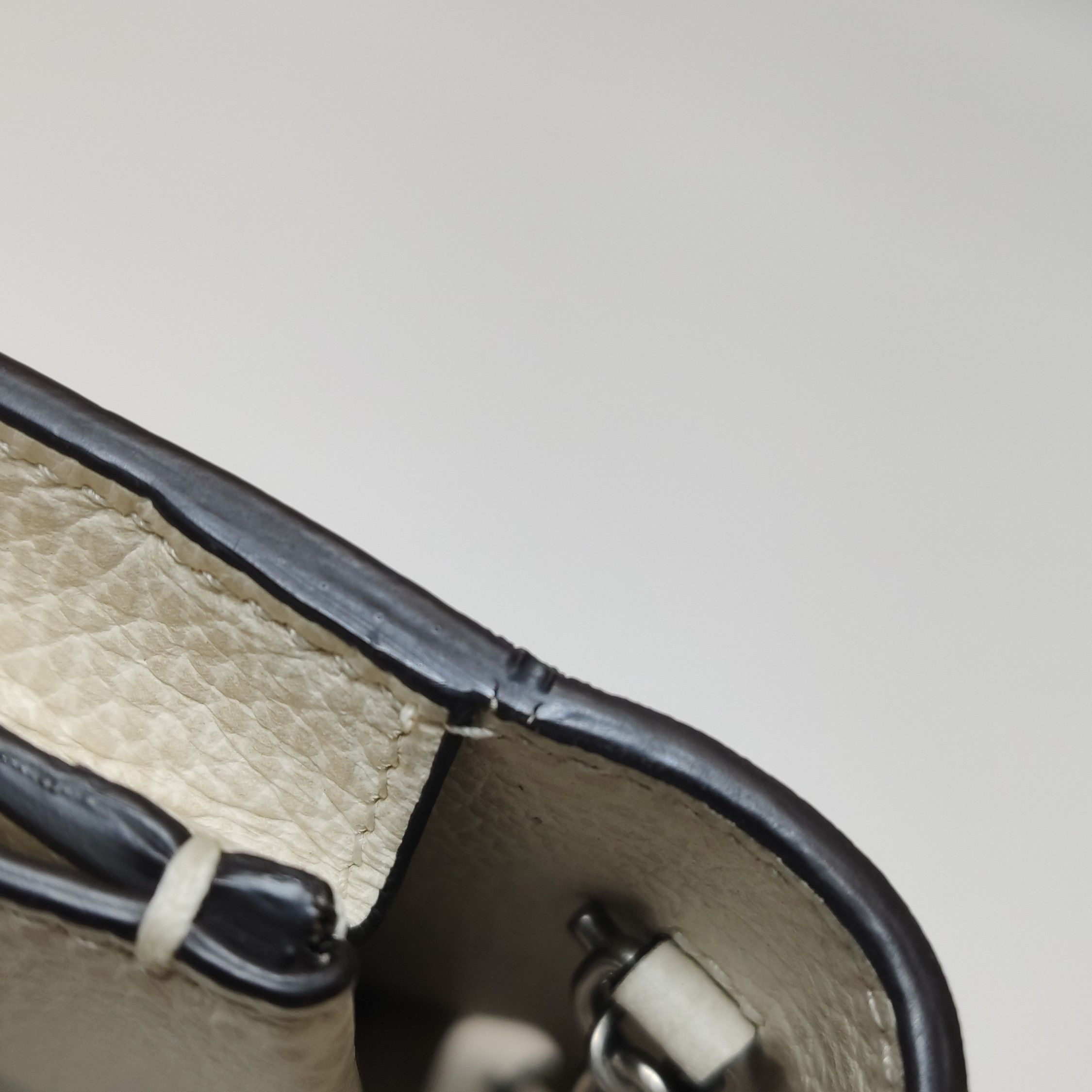 Gucci Gucci Women os Crossbody Bags Size ONE SIZE - 19 Thumbnail