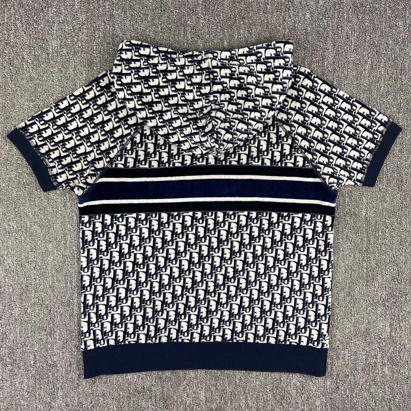 Dior Dior Oblique Short Sleeve Hoodie M Size M / US 6-8 / IT 42-44 - 2 Thumbnail